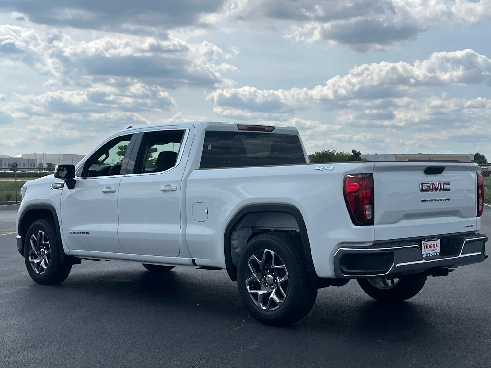 2024 GMC Sierra 1500 SLE 6