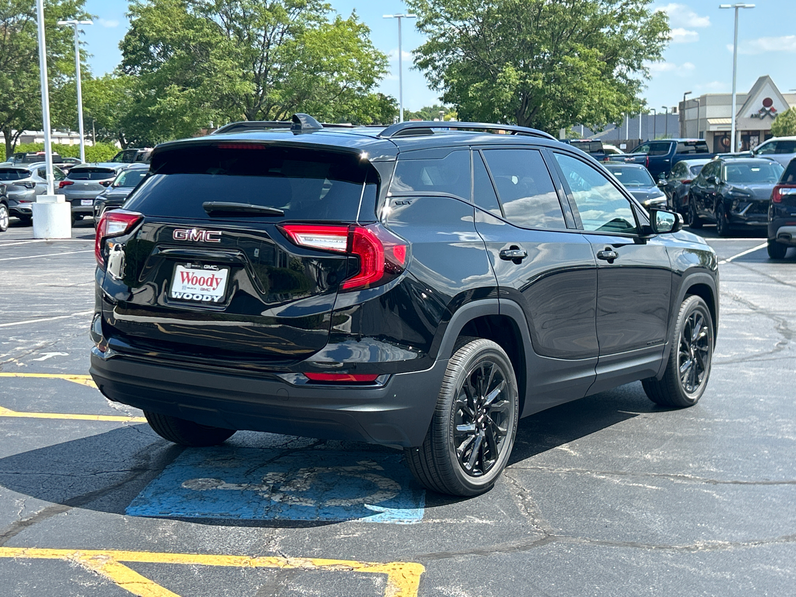 2024 GMC Terrain SLT 8