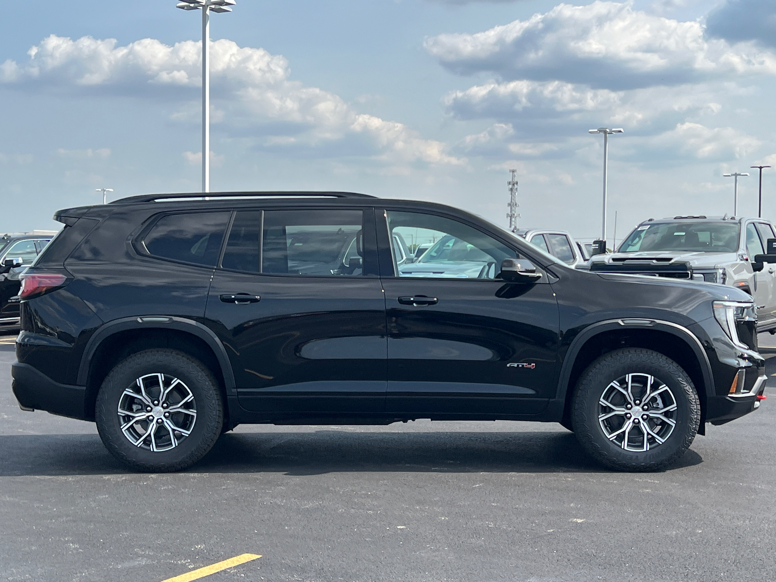 2024 GMC Acadia AT4 9