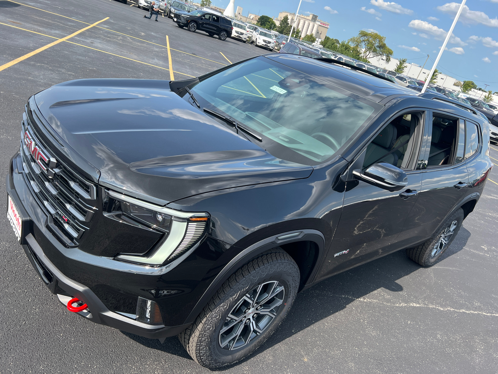 2024 GMC Acadia AT4 10