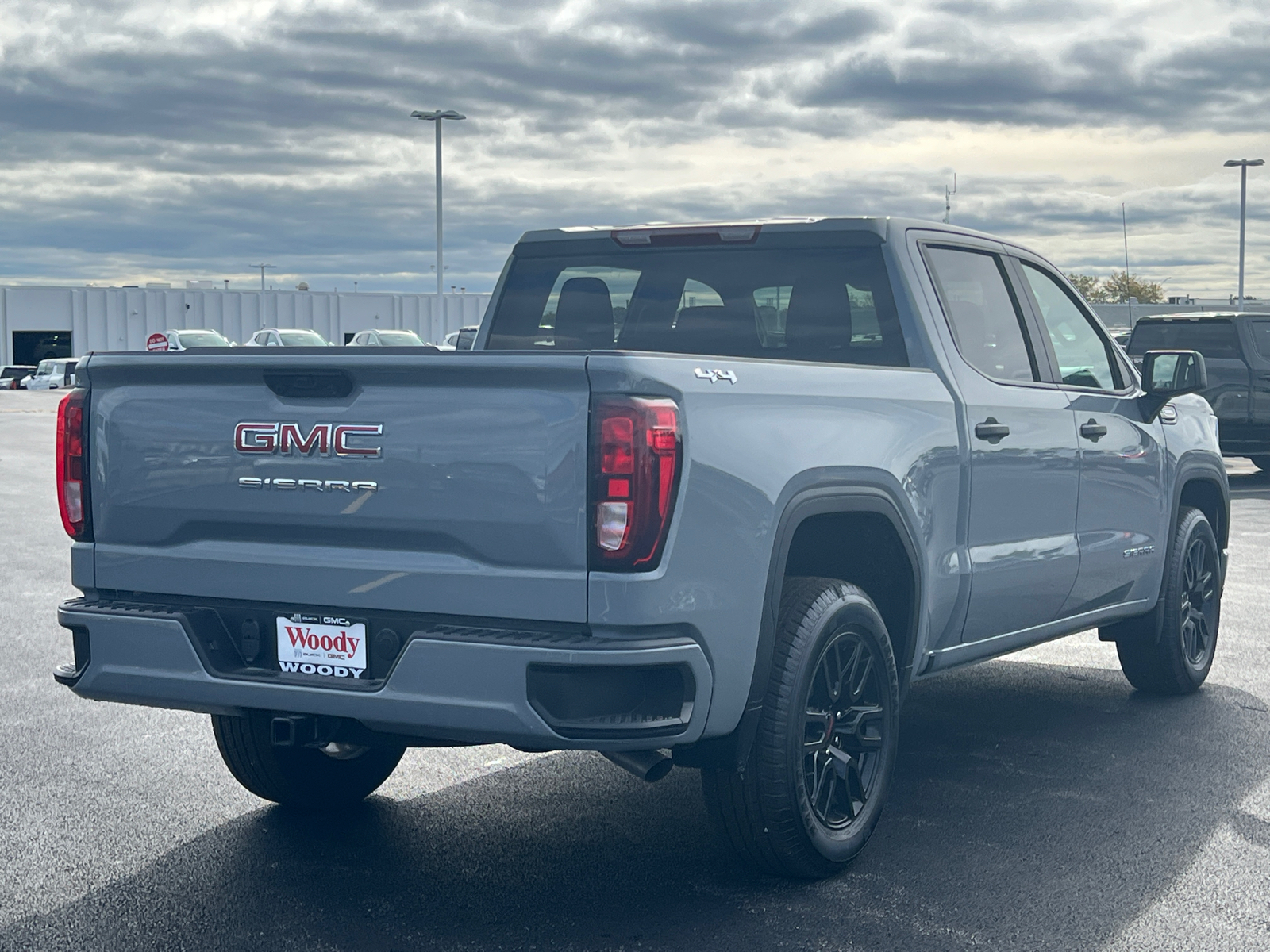 2024 GMC Sierra 1500 Pro 8