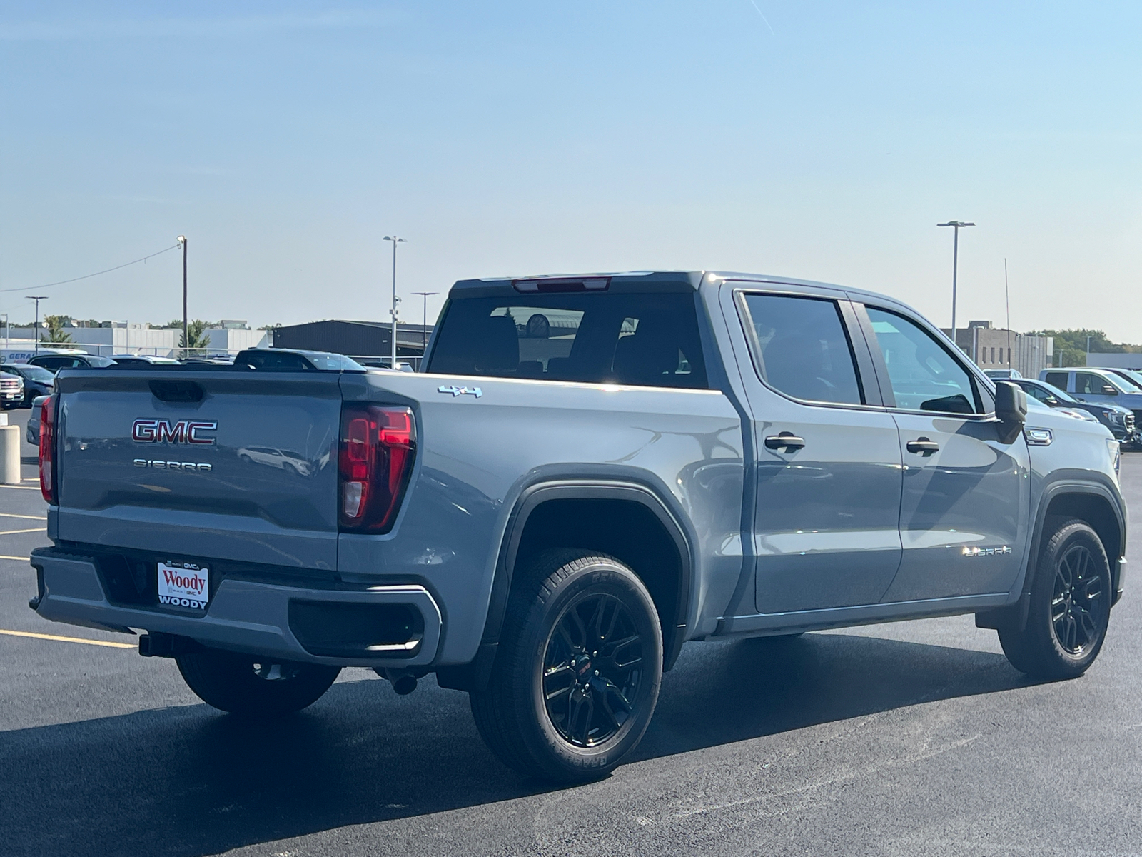 2024 GMC Sierra 1500 Pro 8