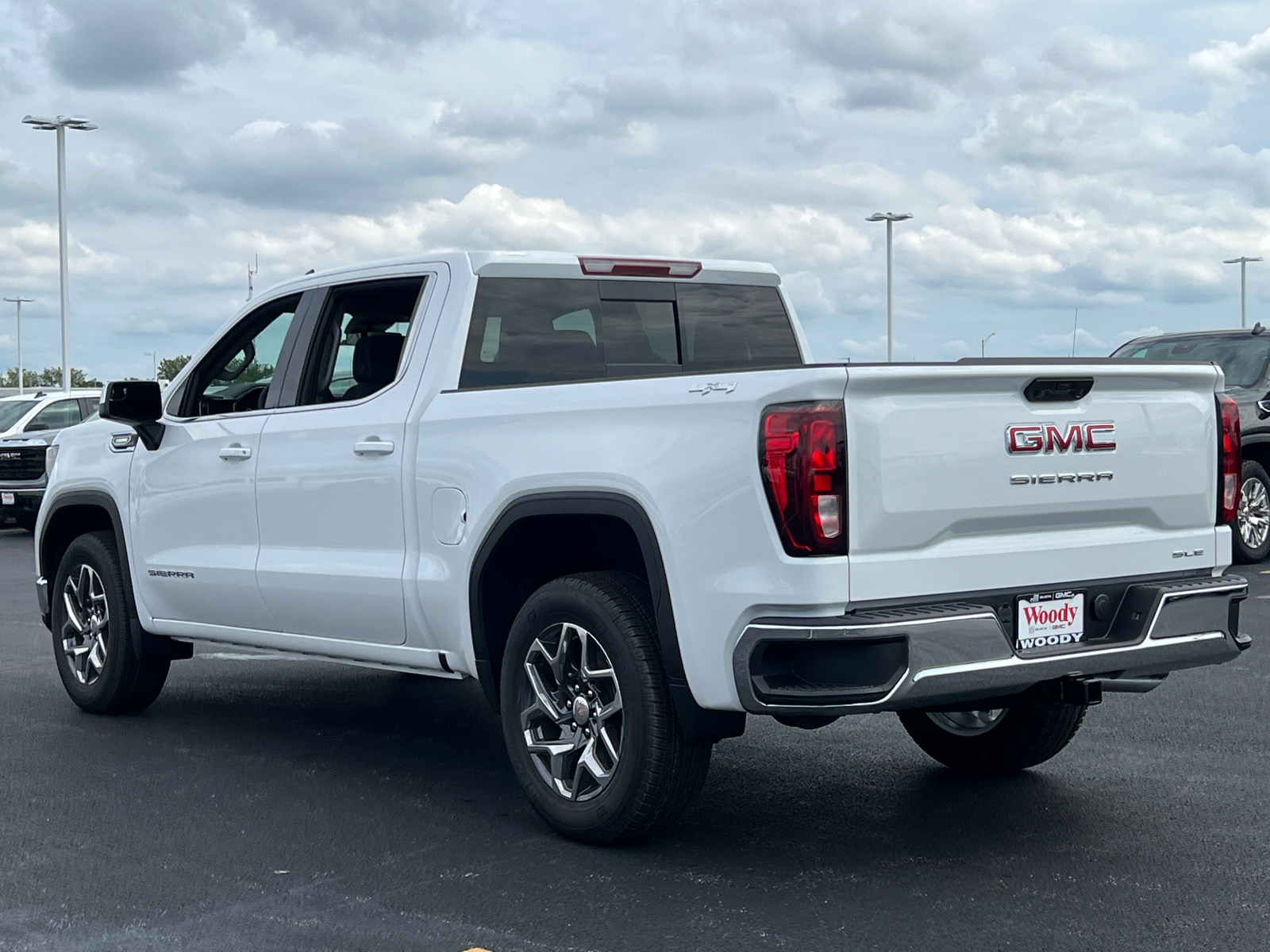 2024 GMC Sierra 1500 SLE 6