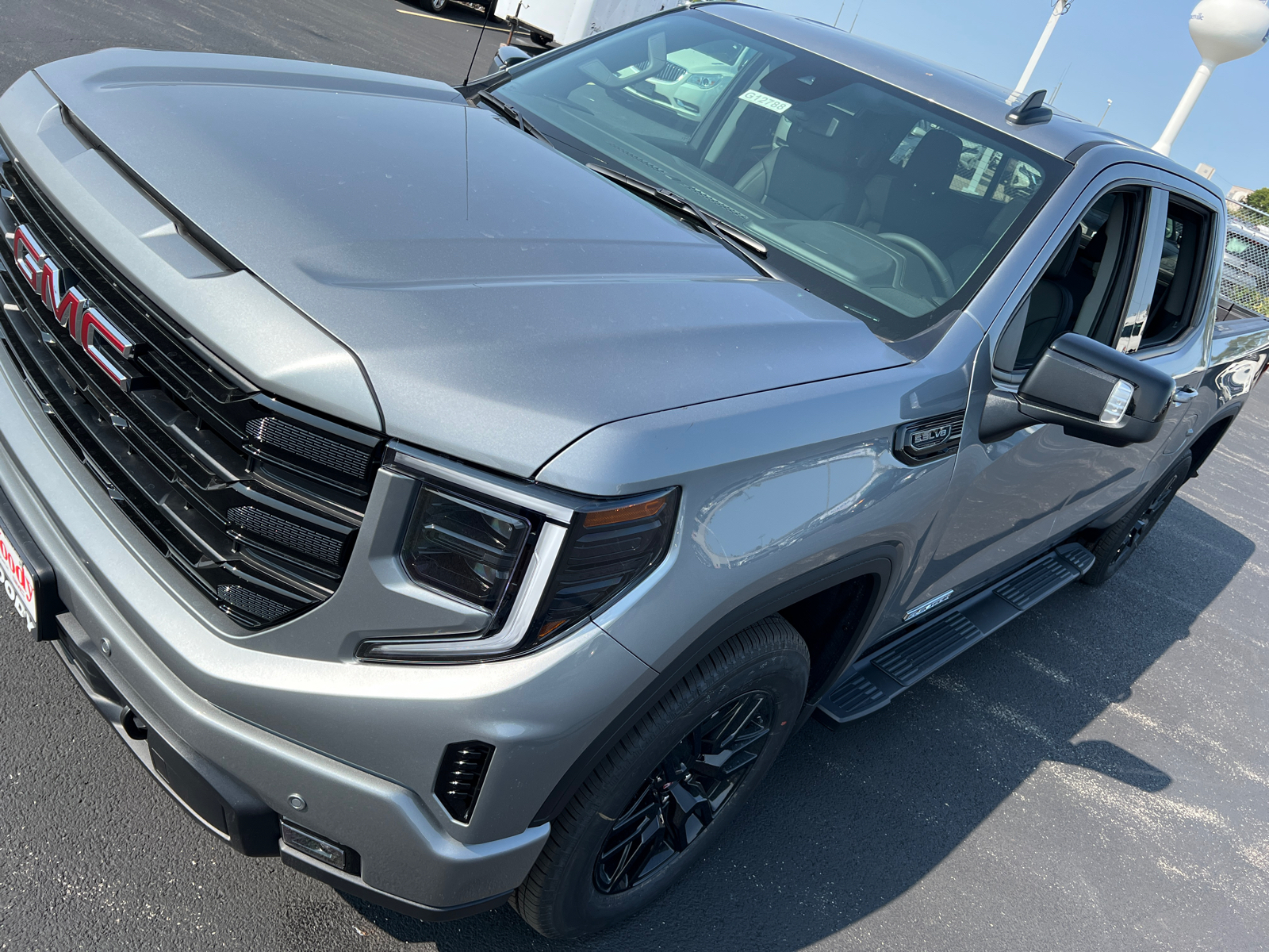 2024 GMC Sierra 1500 Elevation 10