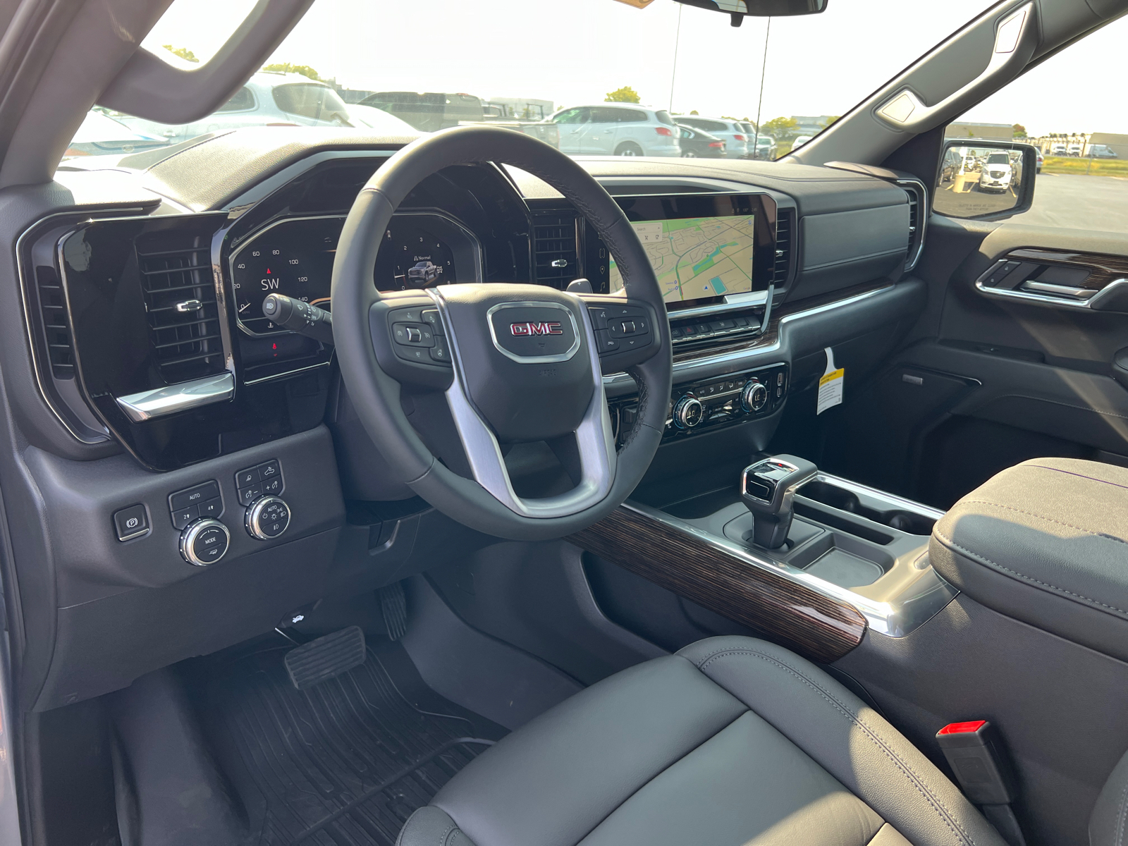 2024 GMC Sierra 1500 Elevation 19