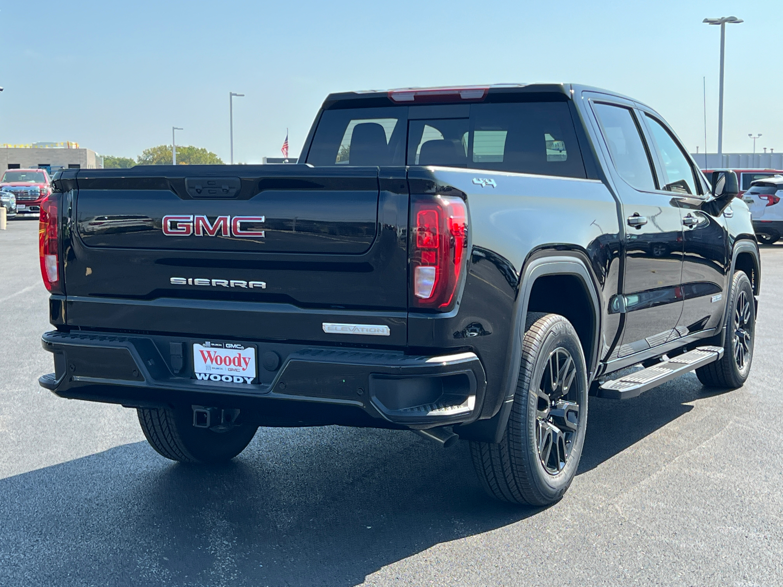 2024 GMC Sierra 1500 Elevation 8