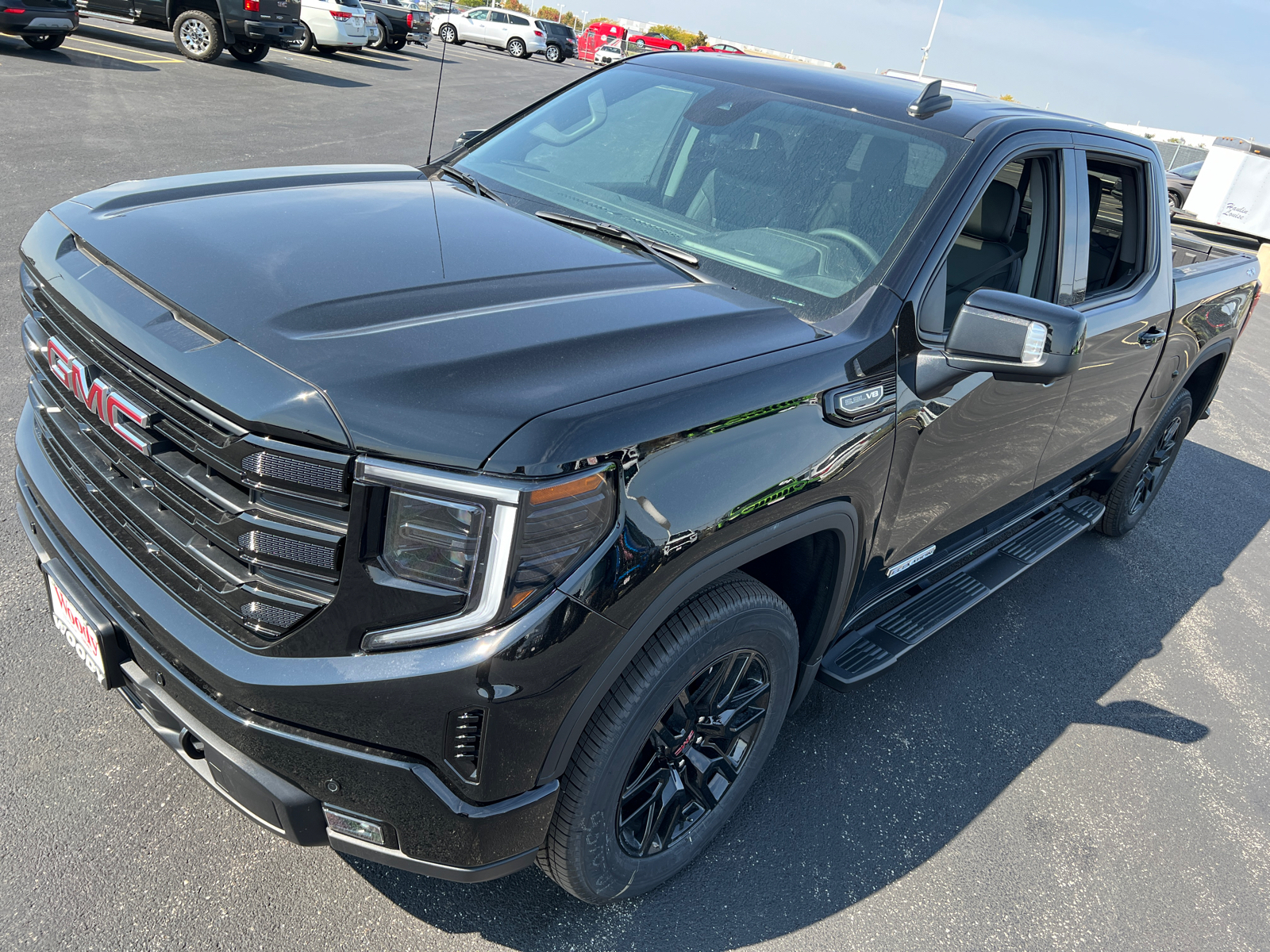 2024 GMC Sierra 1500 Elevation 10