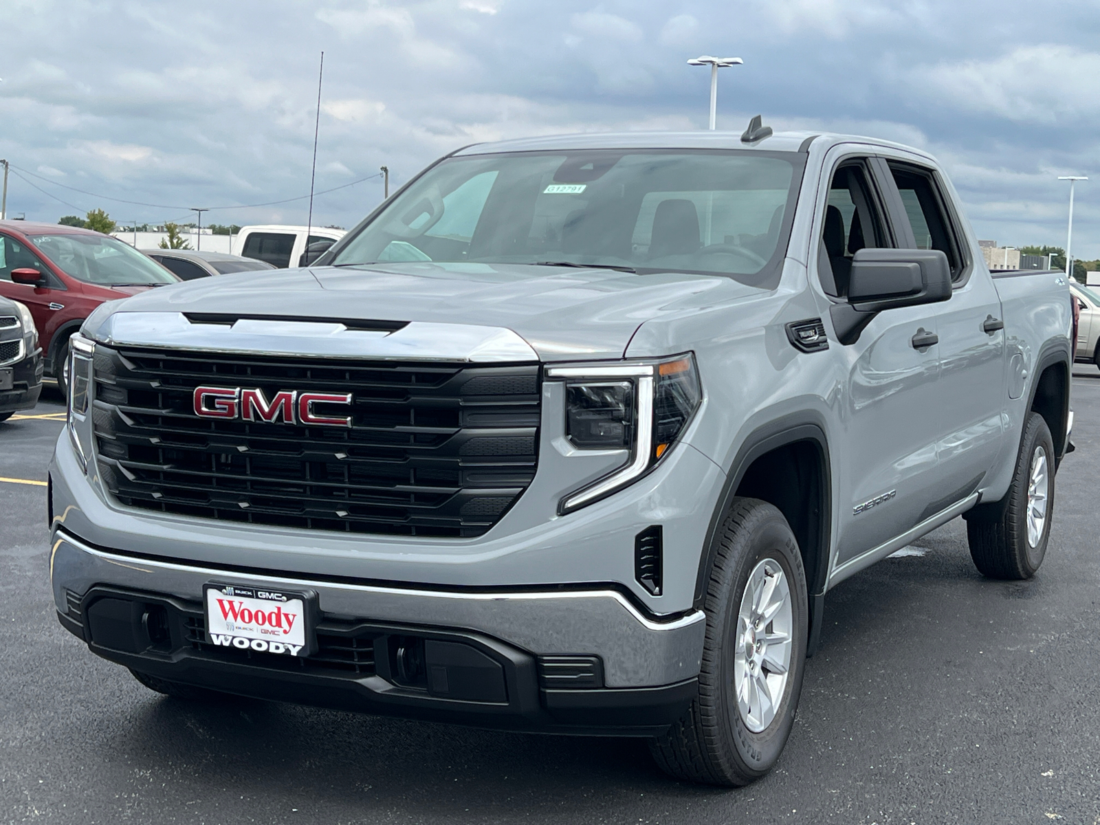 2024 GMC Sierra 1500 Pro 4