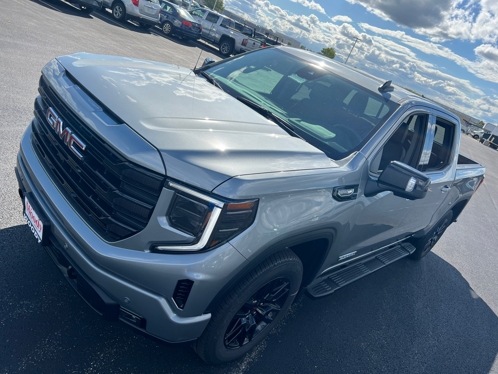 2024 GMC Sierra 1500 Elevation 10