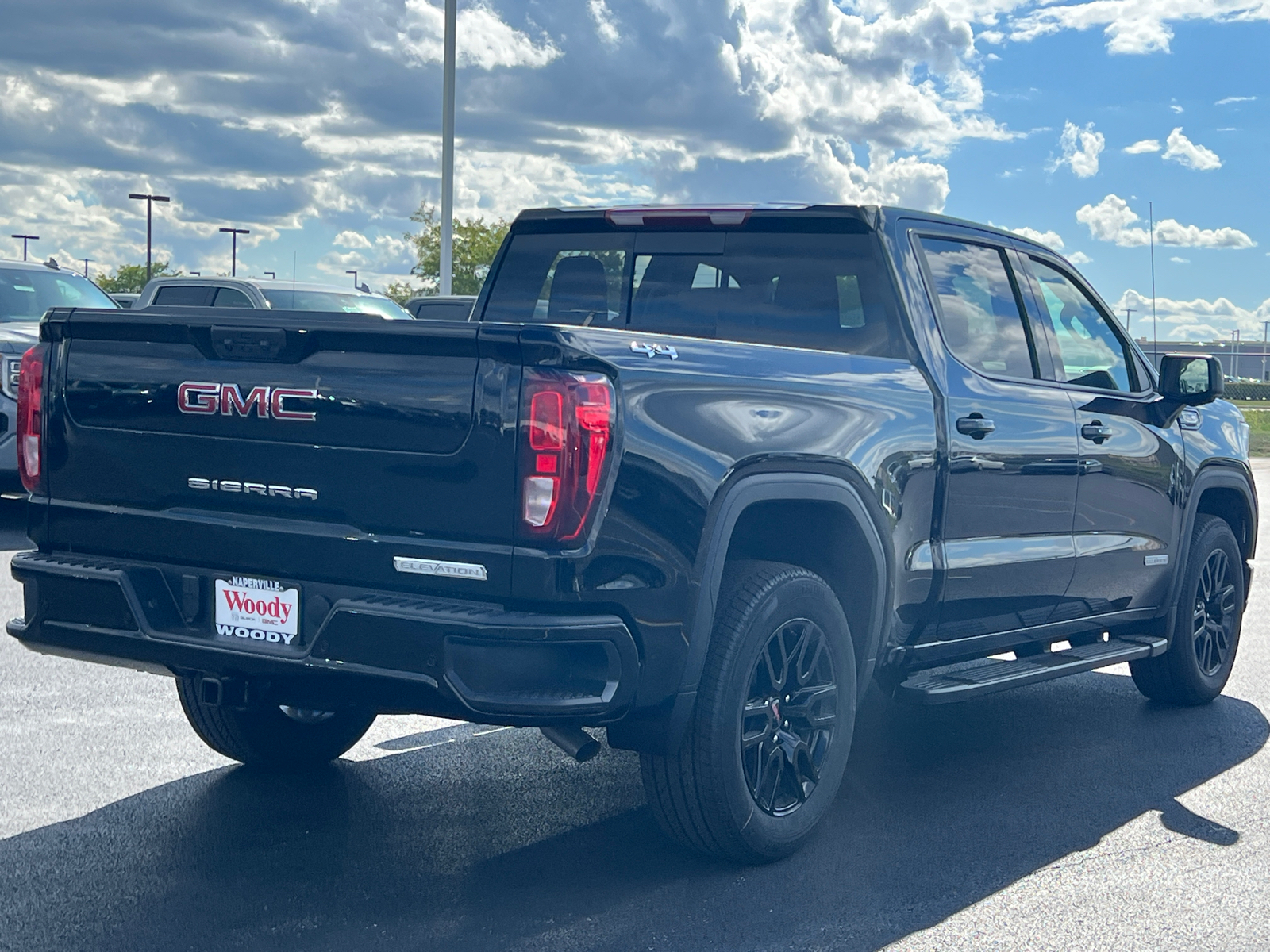 2024 GMC Sierra 1500 Elevation 8