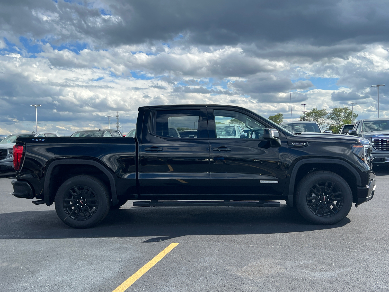 2024 GMC Sierra 1500 Elevation 9