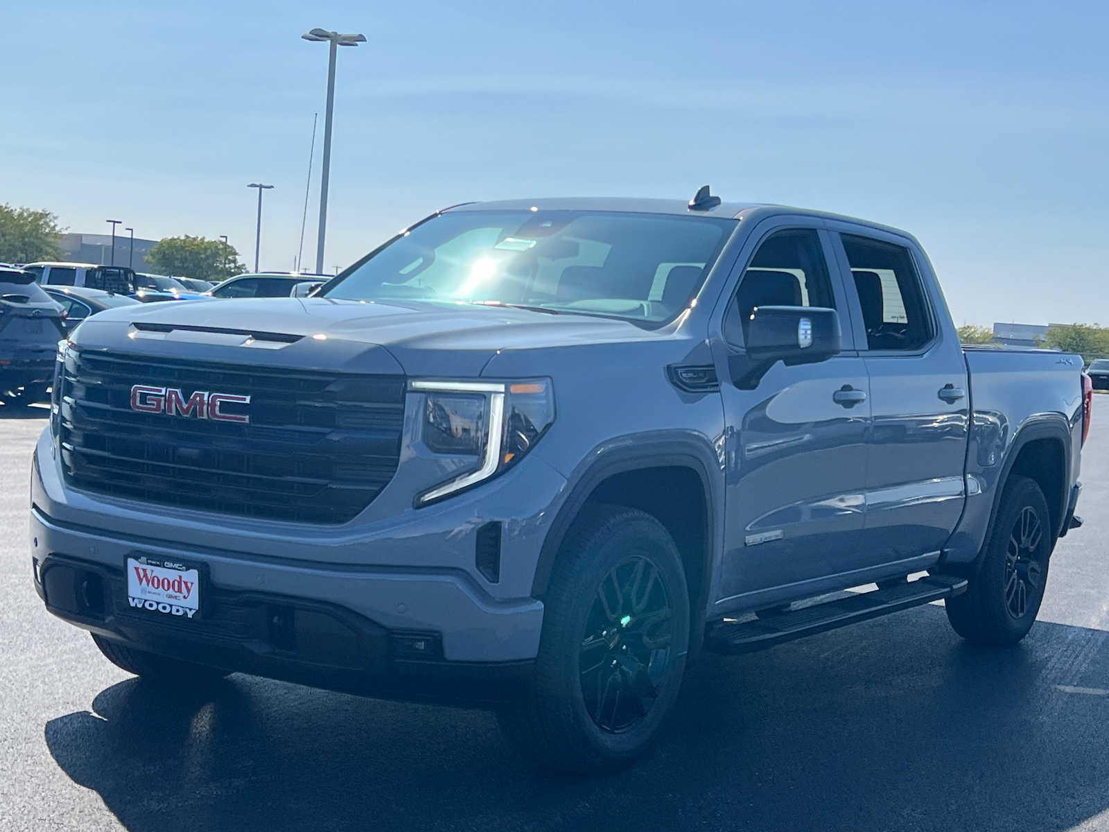 2024 GMC Sierra 1500 Elevation 4