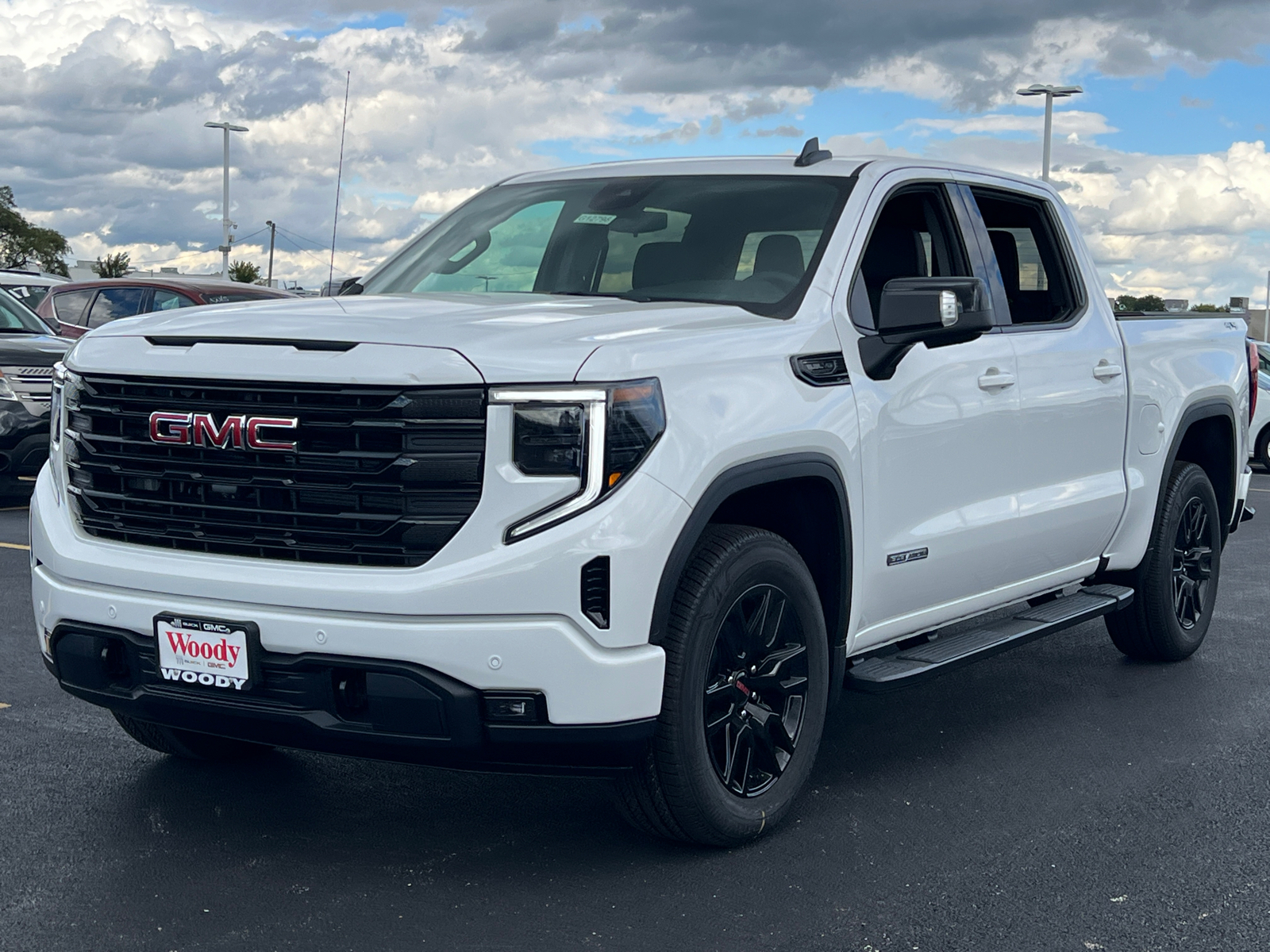 2024 GMC Sierra 1500 Elevation 4