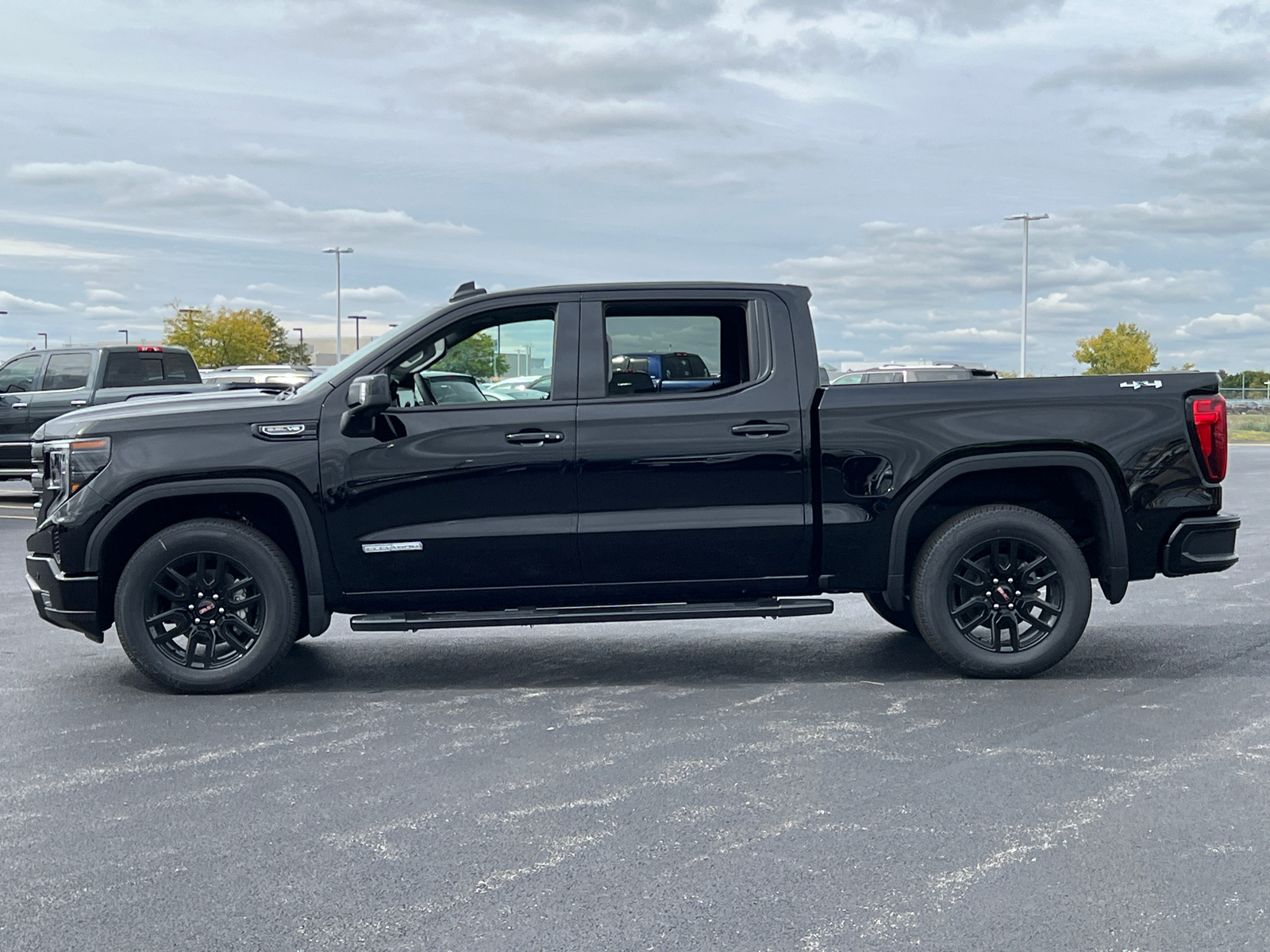 2024 GMC Sierra 1500 Elevation 5