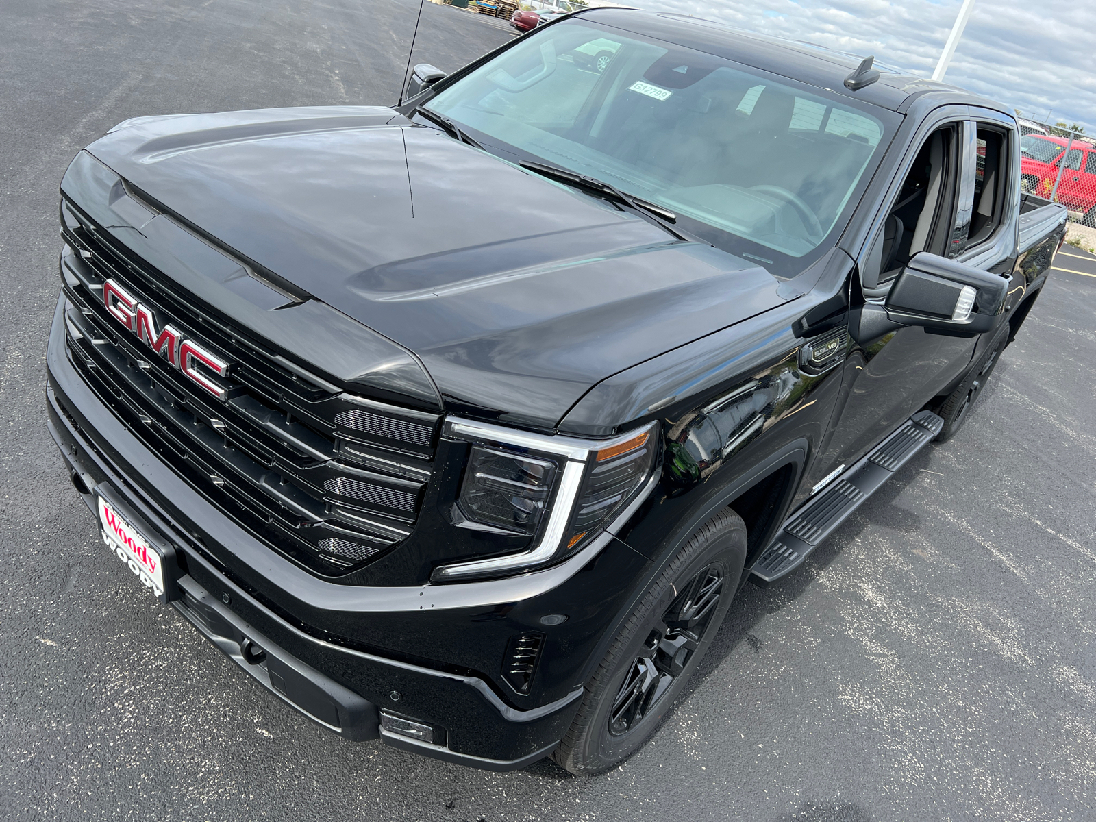 2024 GMC Sierra 1500 Elevation 10