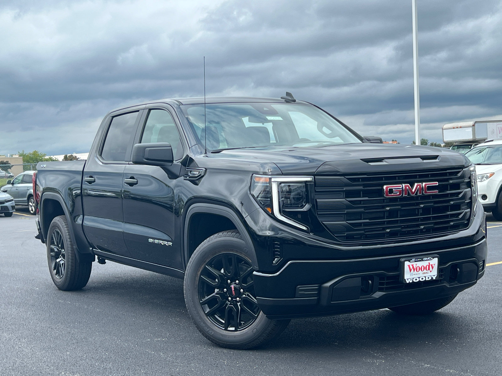 2024 GMC Sierra 1500 Pro 2