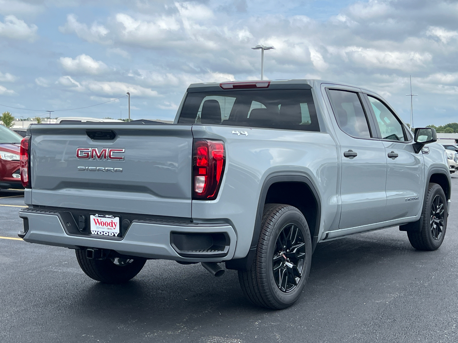 2024 GMC Sierra 1500 Pro 8