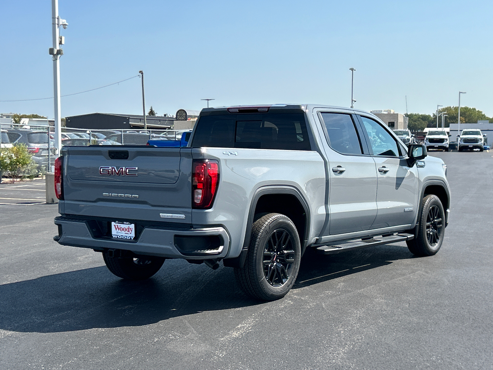 2024 GMC Sierra 1500 Elevation 8