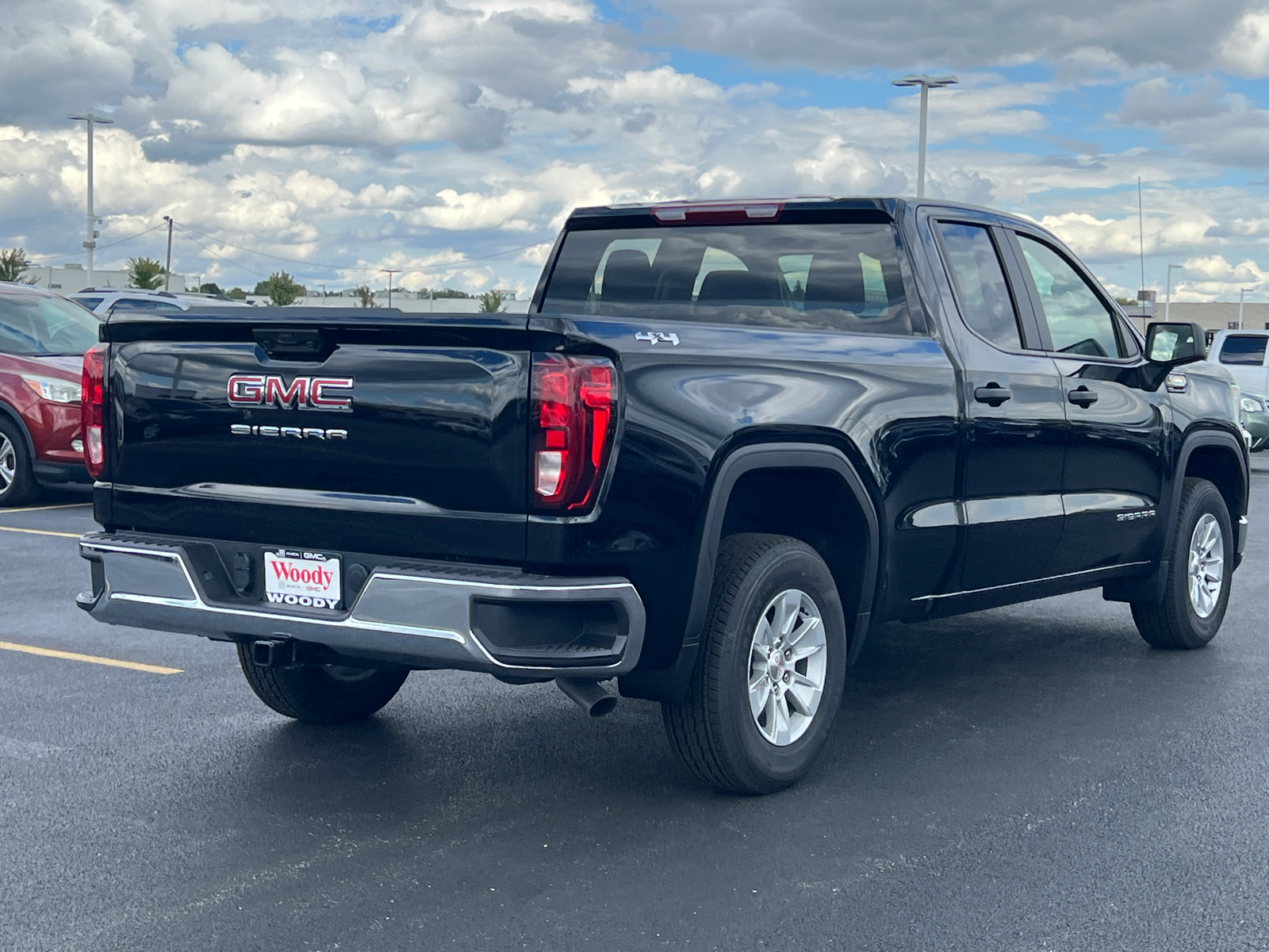 2024 GMC Sierra 1500 Pro 8