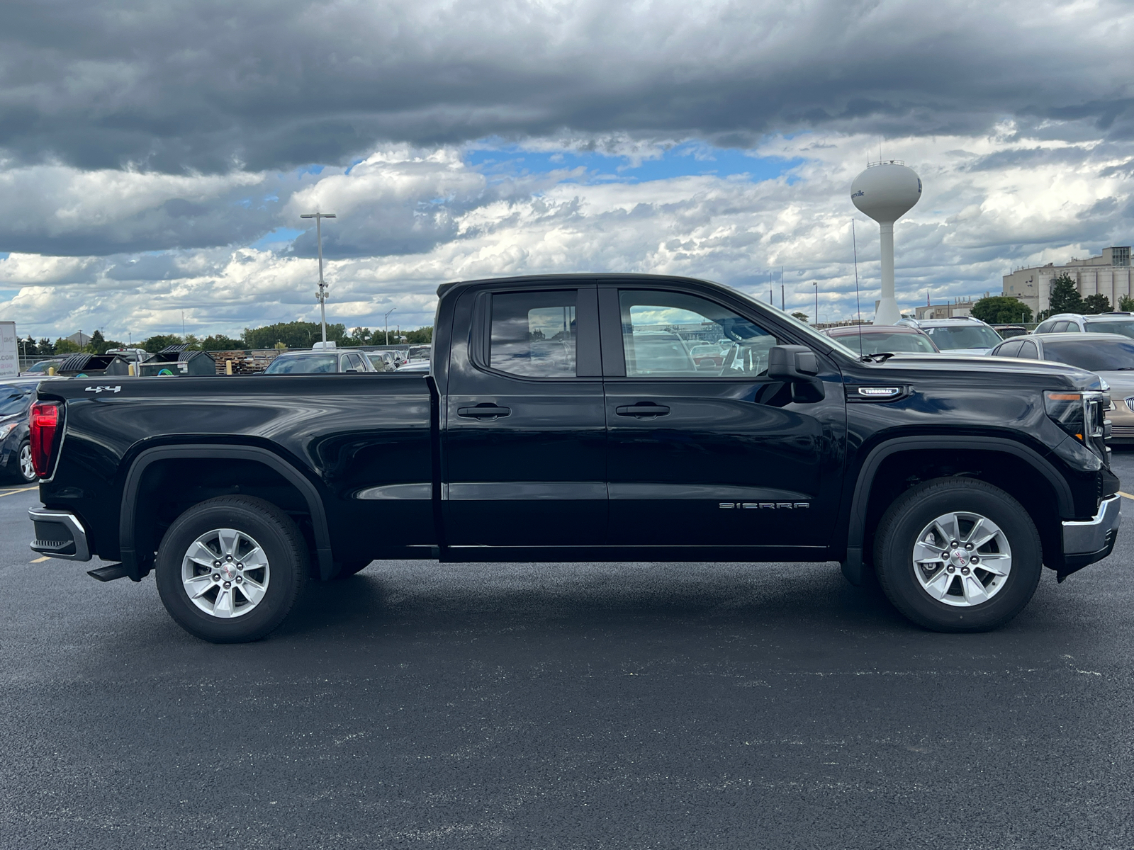 2024 GMC Sierra 1500 Pro 9