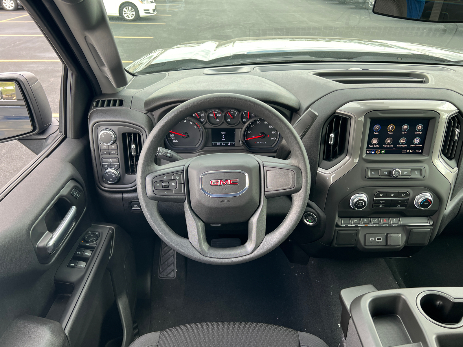 2024 GMC Sierra 1500 Pro 32