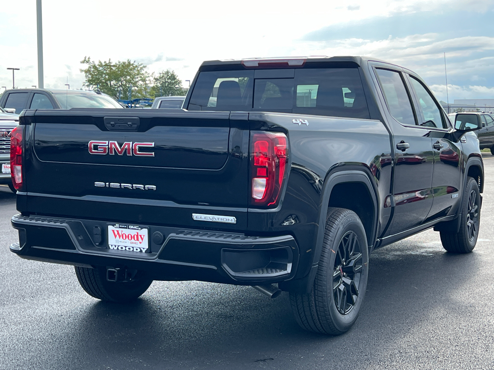 2024 GMC Sierra 1500 Elevation 8