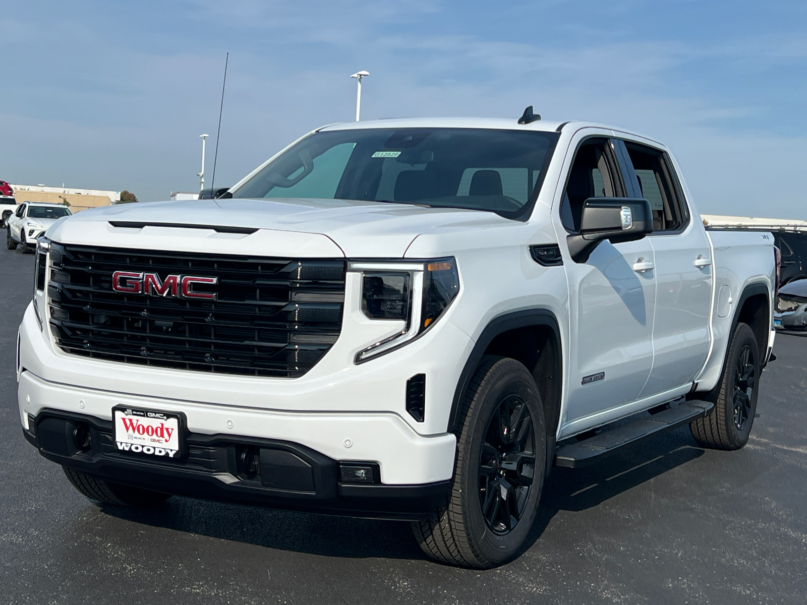 2024 GMC Sierra 1500 Elevation 4