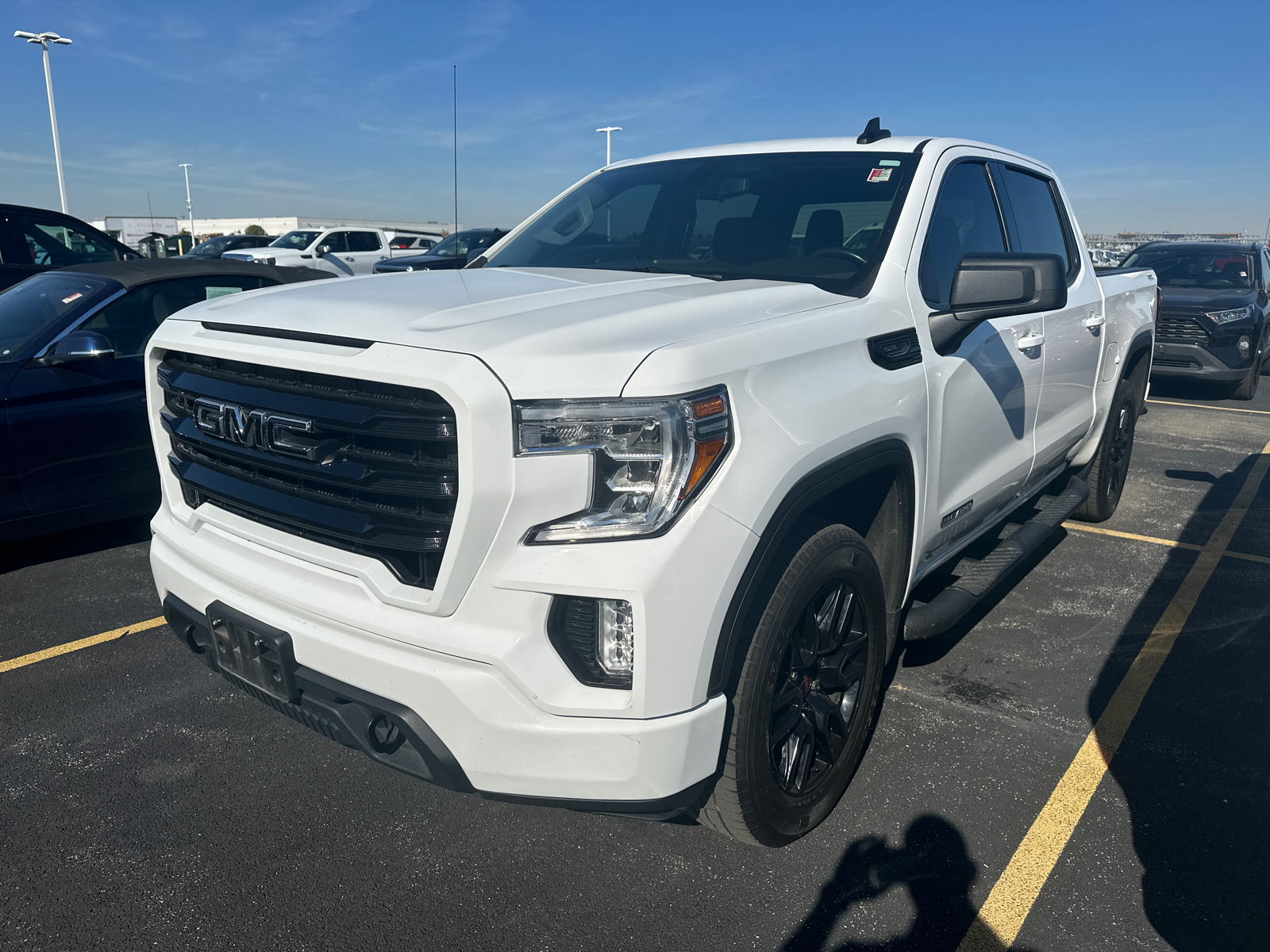 2021 GMC Sierra 1500 Elevation 2