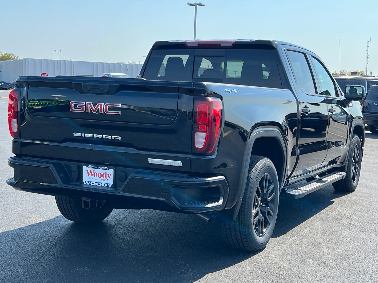 2024 GMC Sierra 1500 Elevation 8