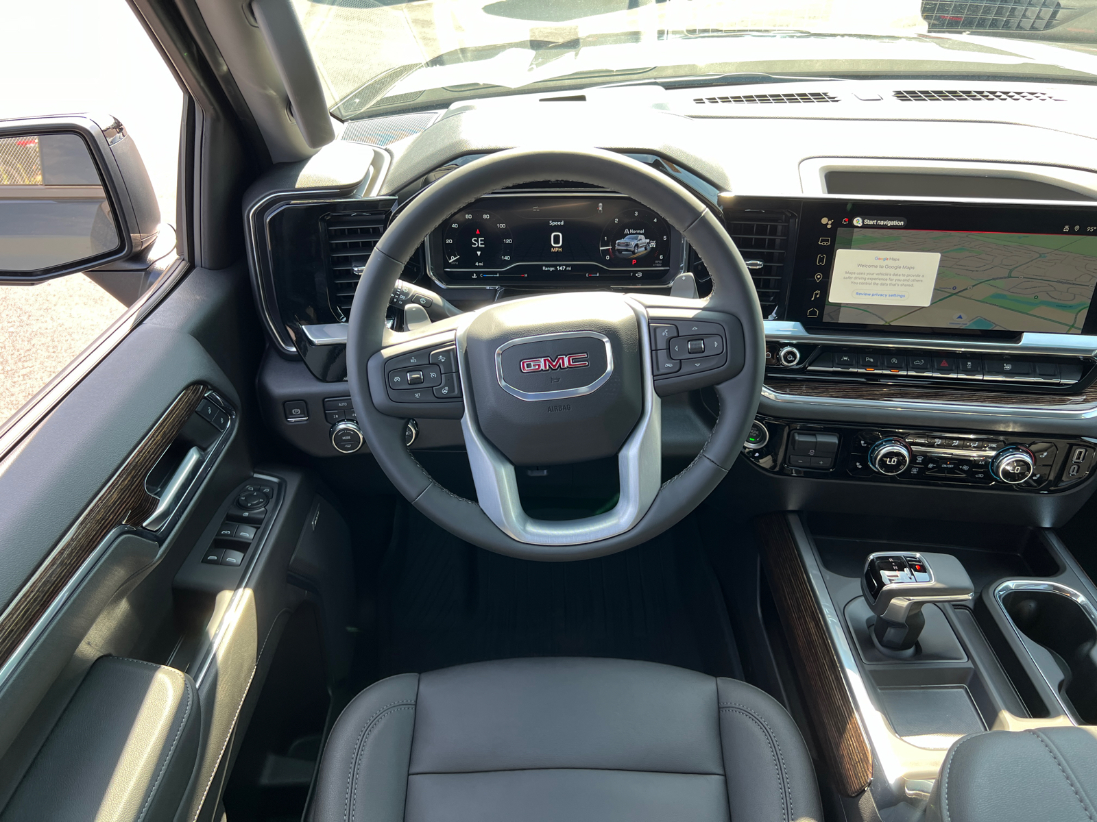 2024 GMC Sierra 1500 Elevation 30