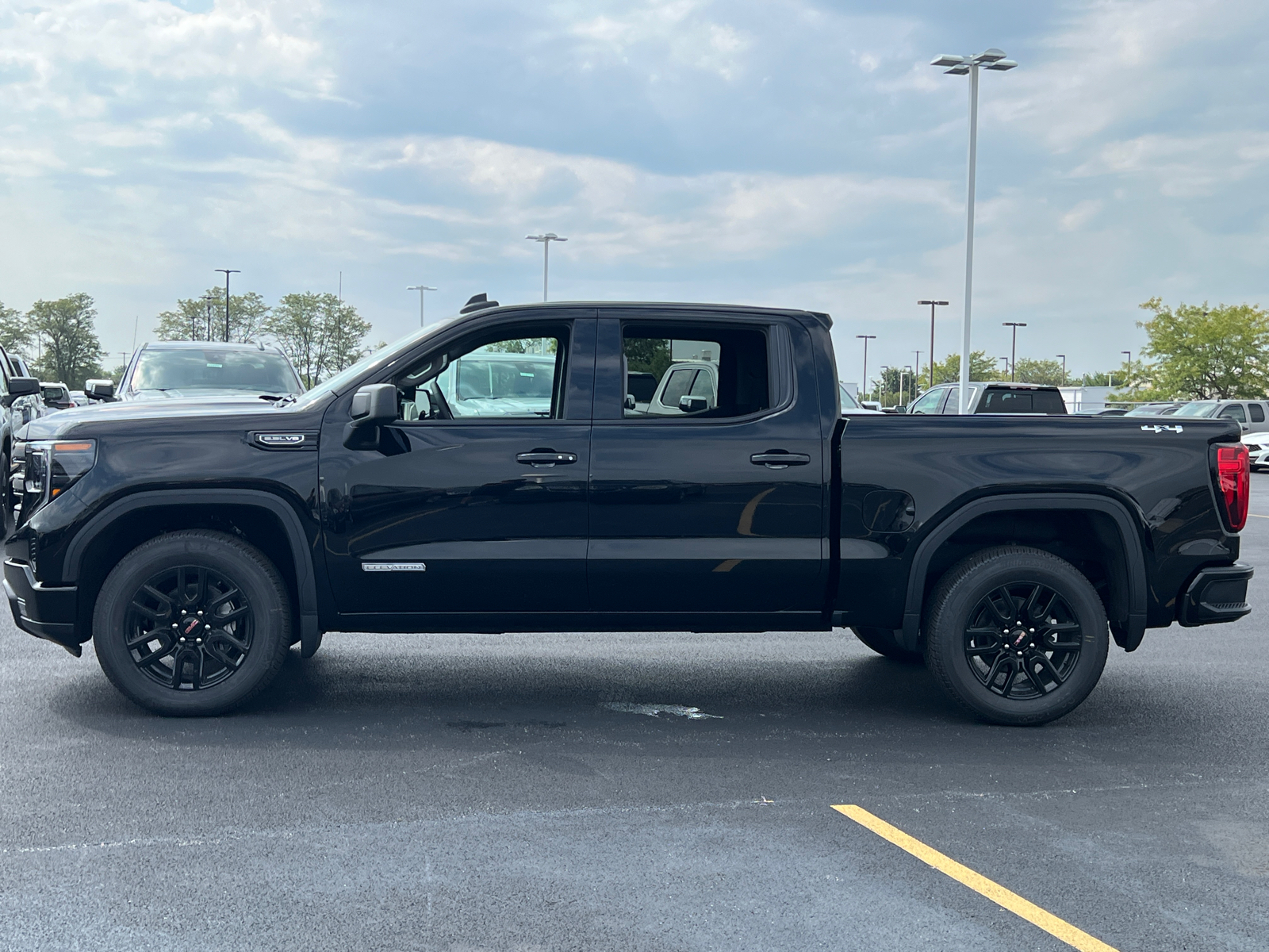 2024 GMC Sierra 1500 Elevation 5