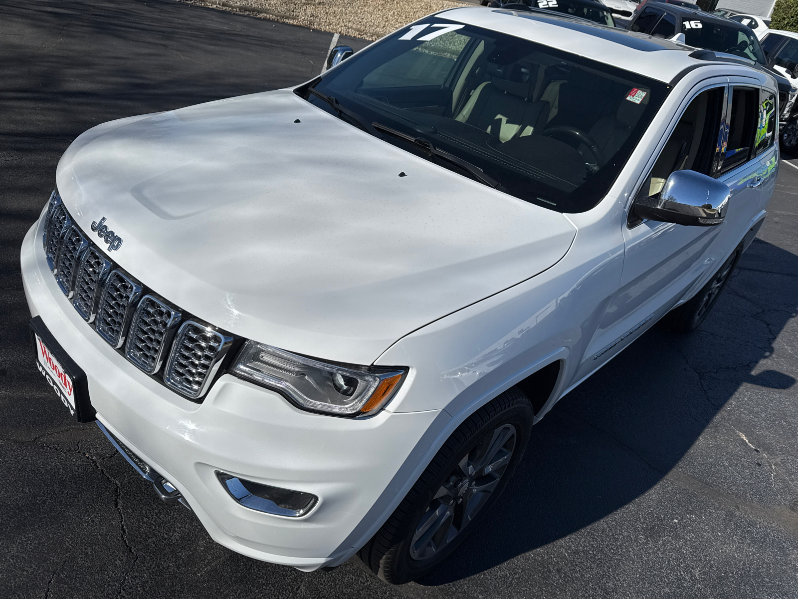 2017 Jeep Grand Cherokee Overland 10