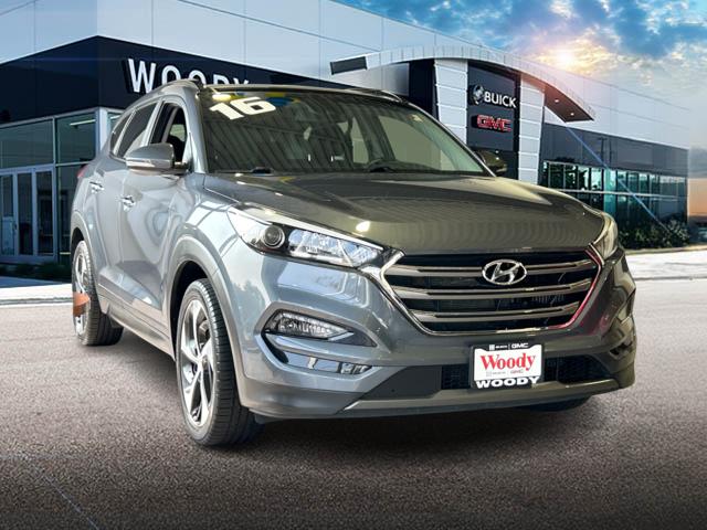 2016 Hyundai Tucson Limited 1