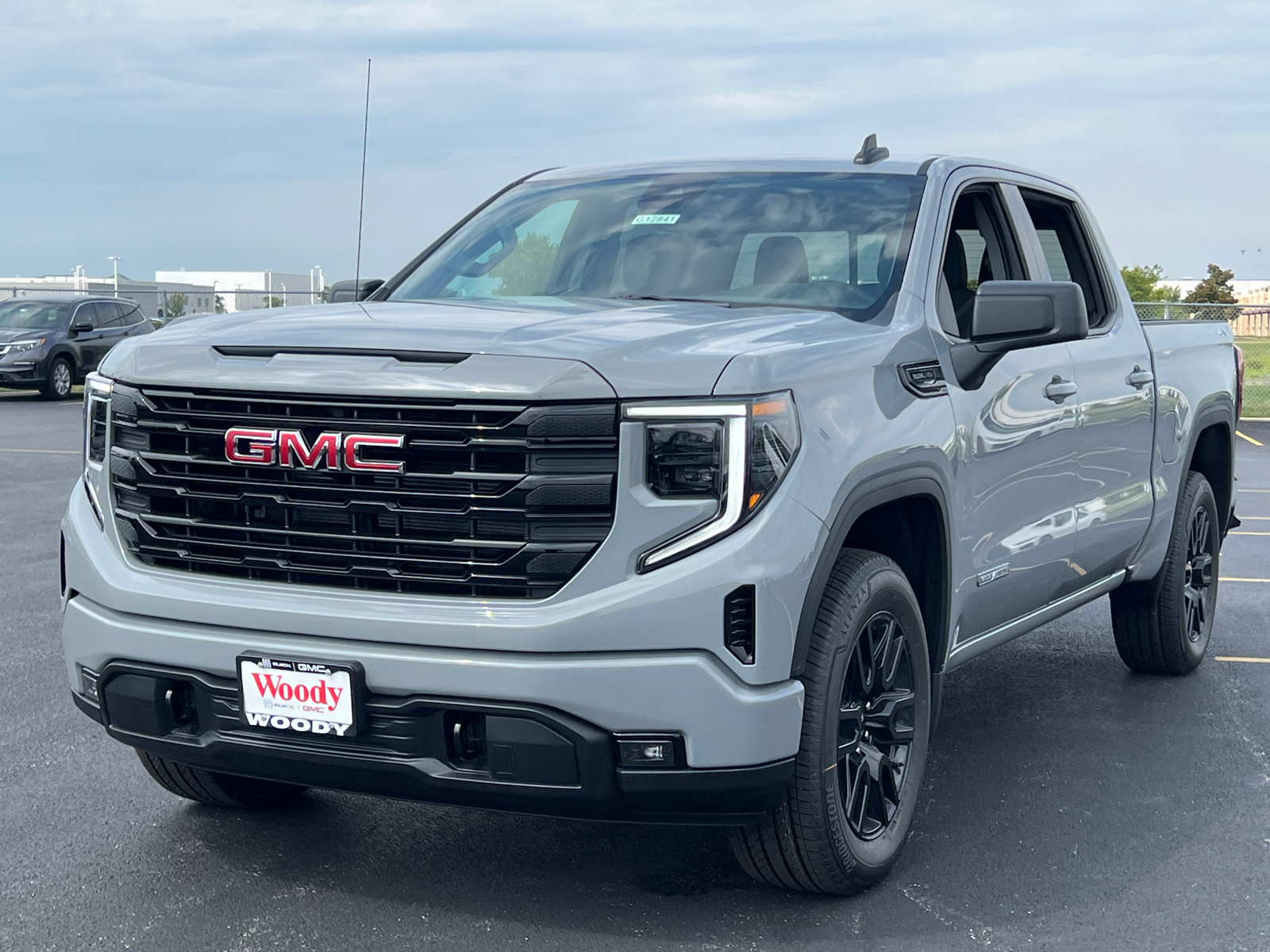 2024 GMC Sierra 1500 Elevation 4