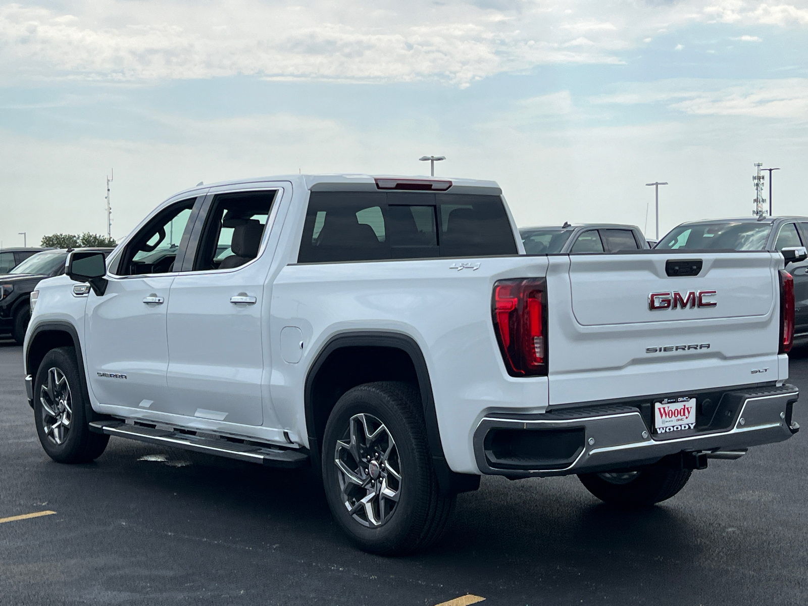 2024 GMC Sierra 1500 SLT 6