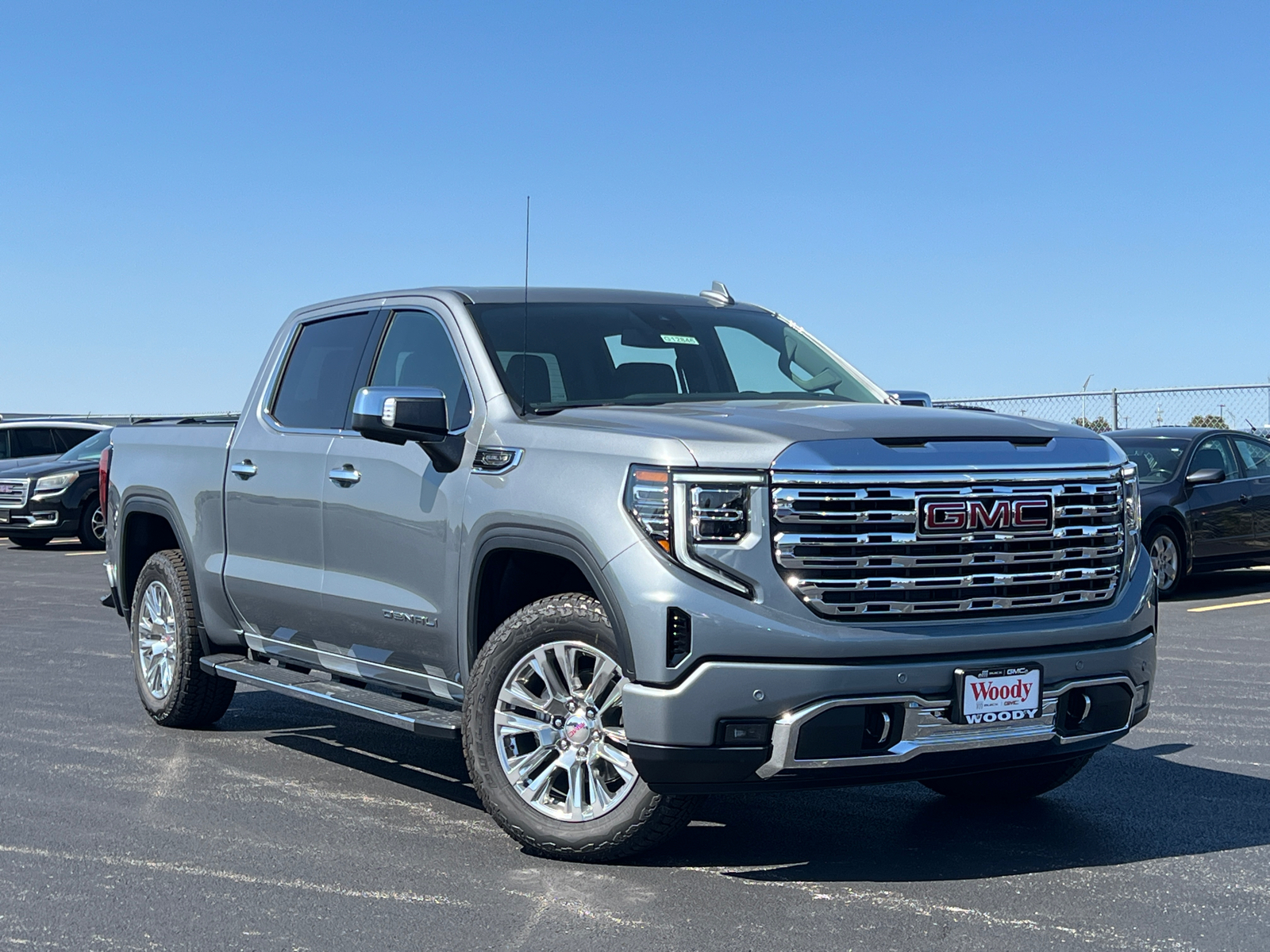 2024 GMC Sierra 1500 Denali 2