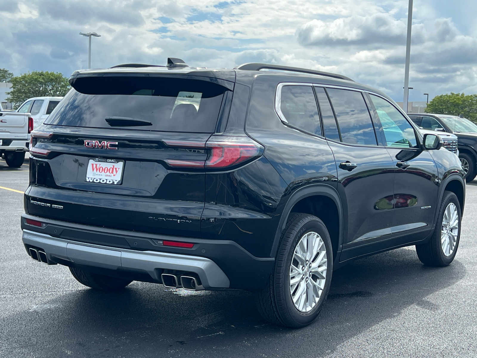 2024 GMC Acadia Elevation 8