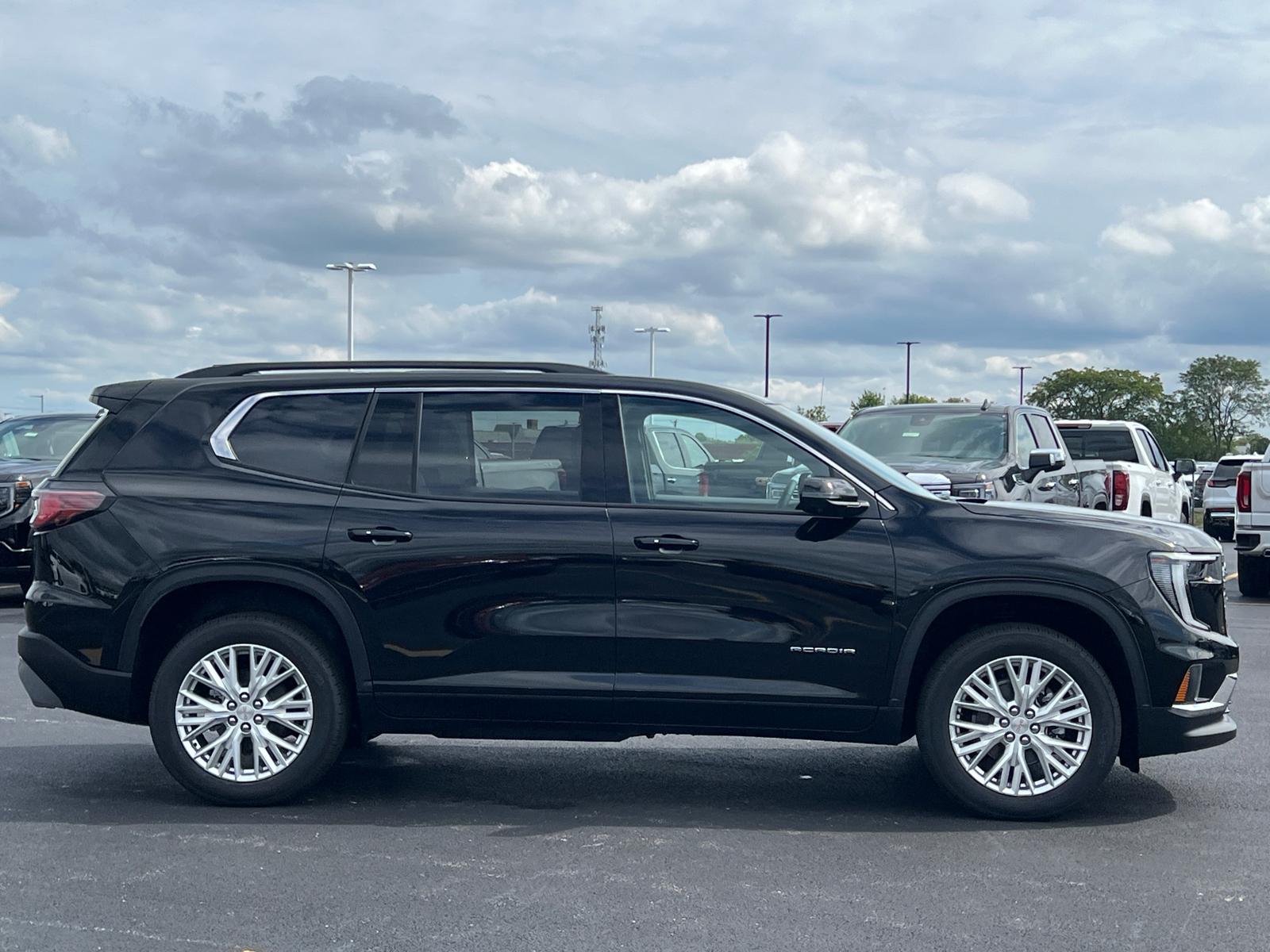 2024 GMC Acadia Elevation 9