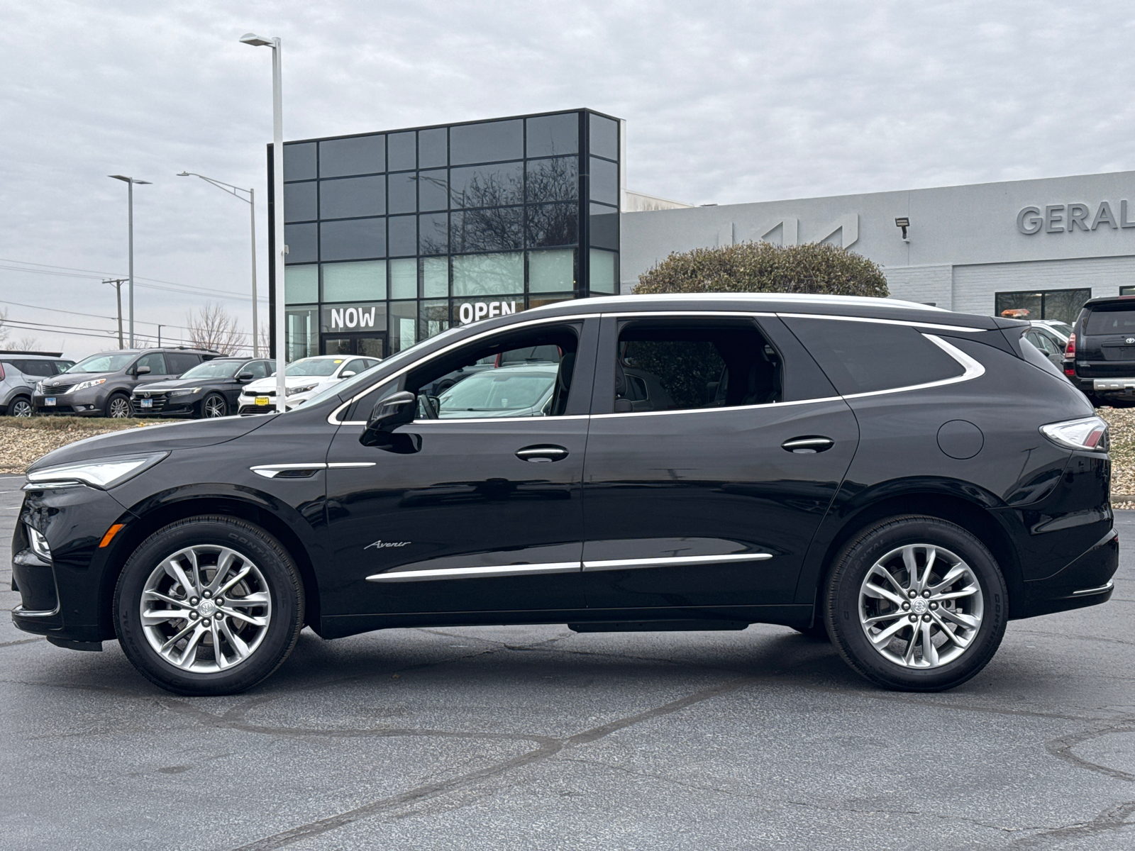 2022 Buick Enclave Avenir 5