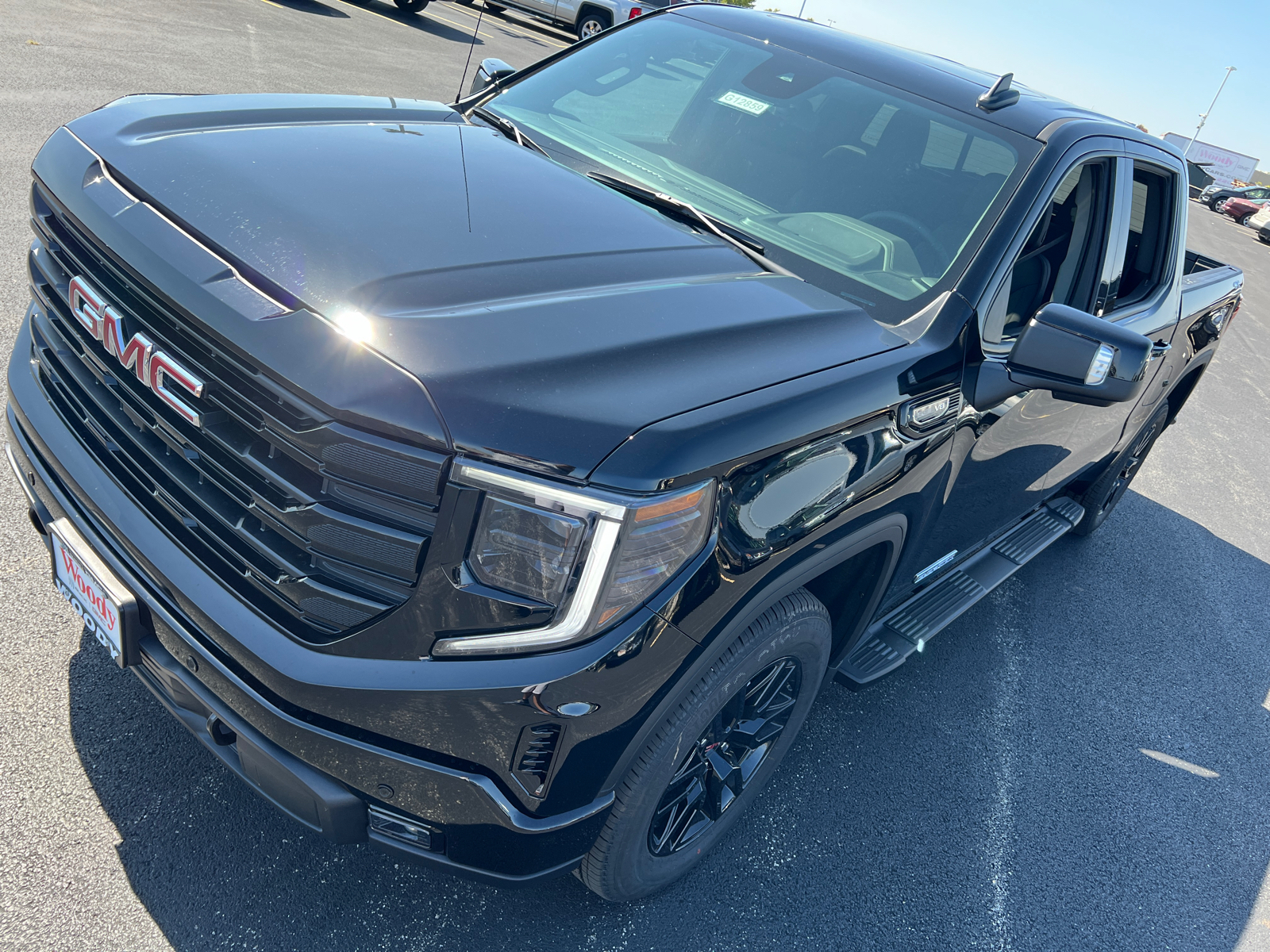 2024 GMC Sierra 1500 Elevation 10