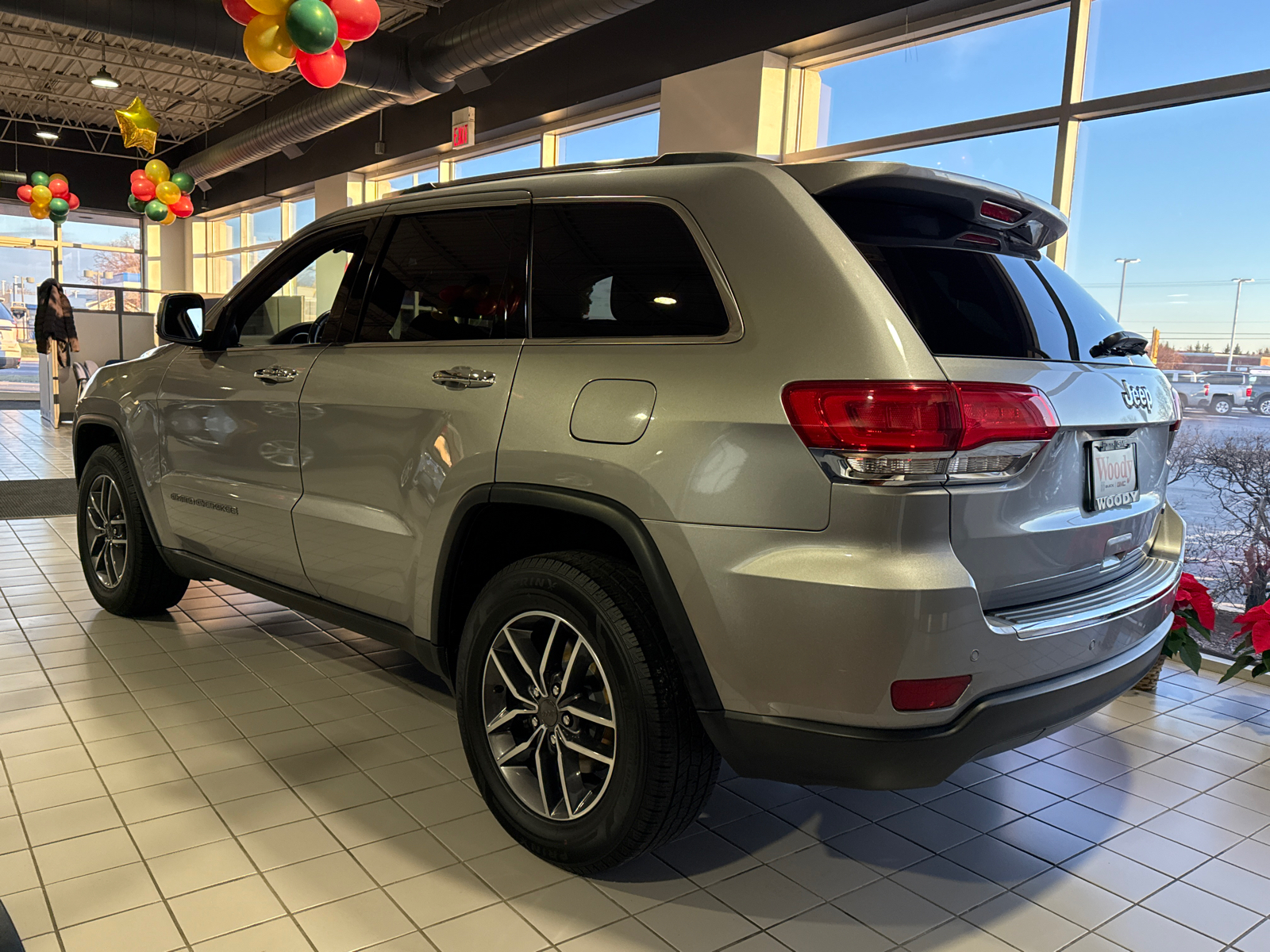 2019 Jeep Grand Cherokee Limited 6