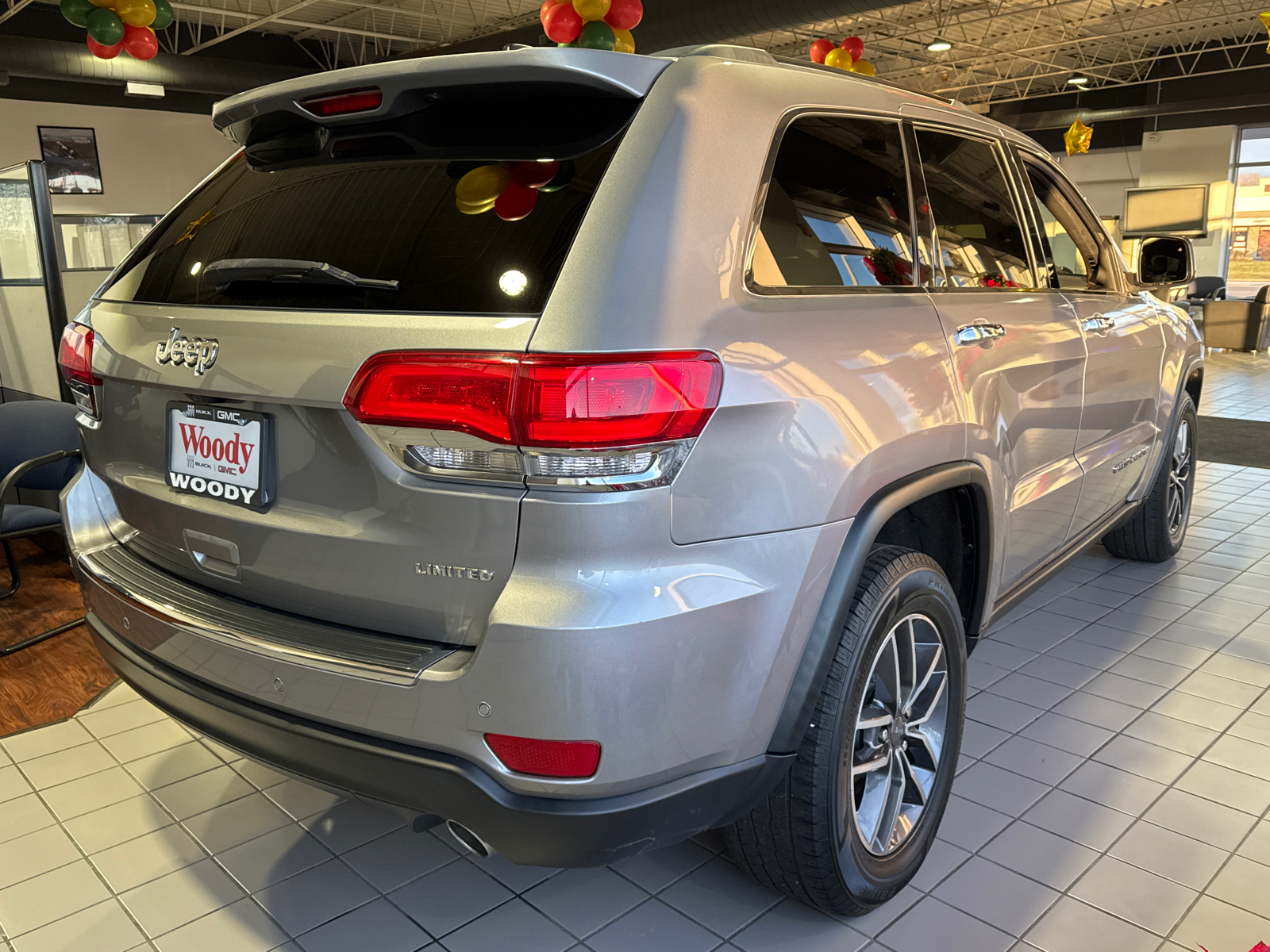 2019 Jeep Grand Cherokee Limited 8