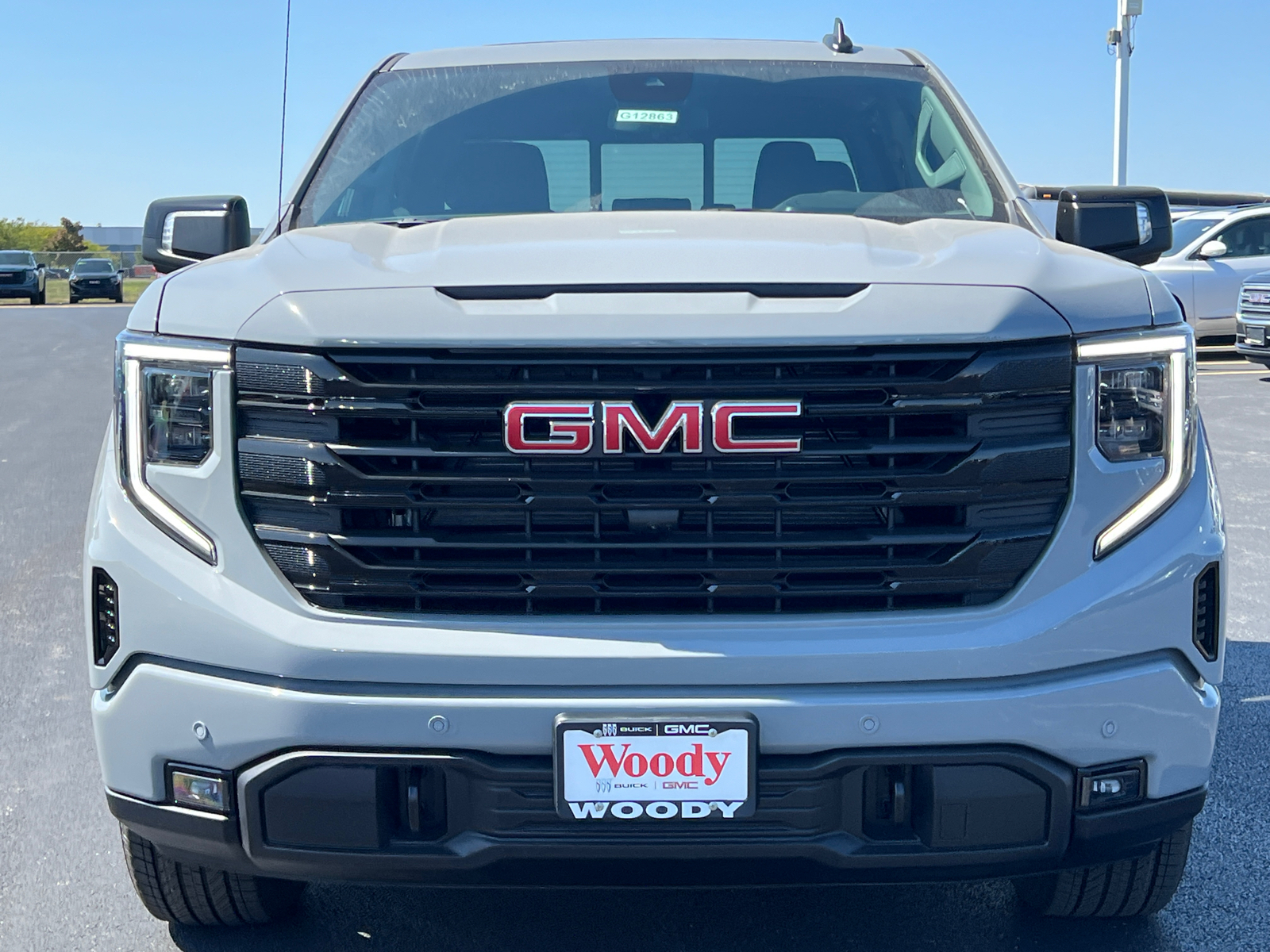 2024 GMC Sierra 1500 Elevation 3