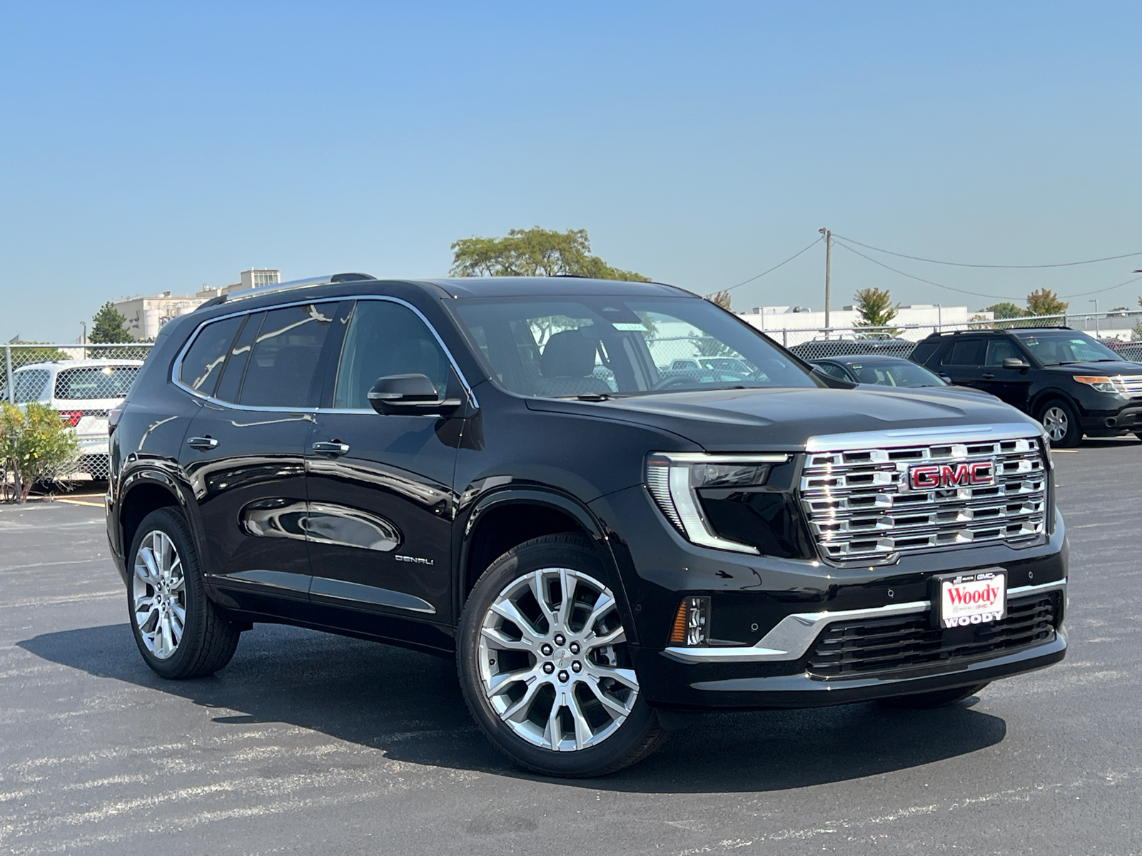 2024 GMC Acadia Denali 2