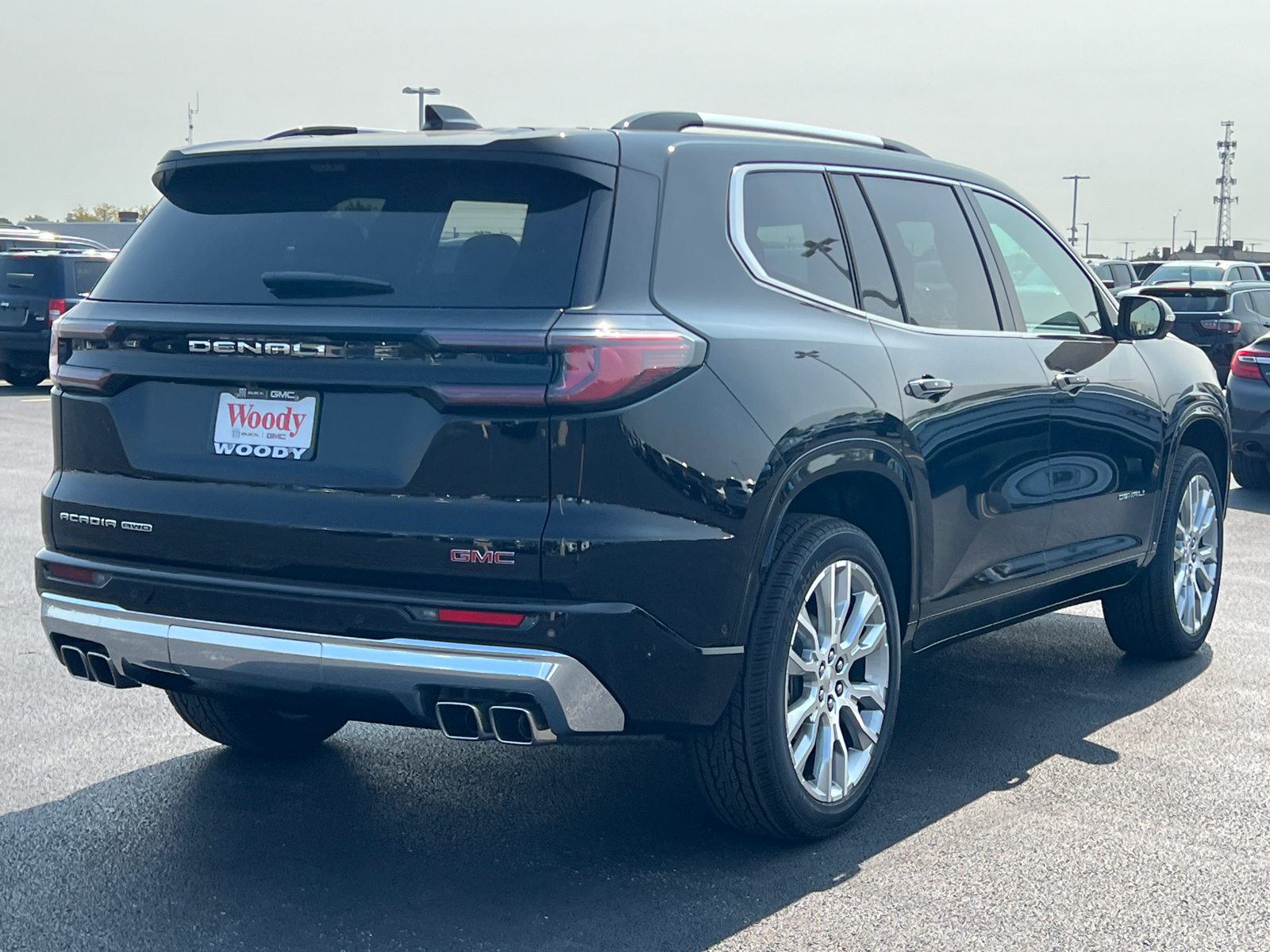 2024 GMC Acadia Denali 8