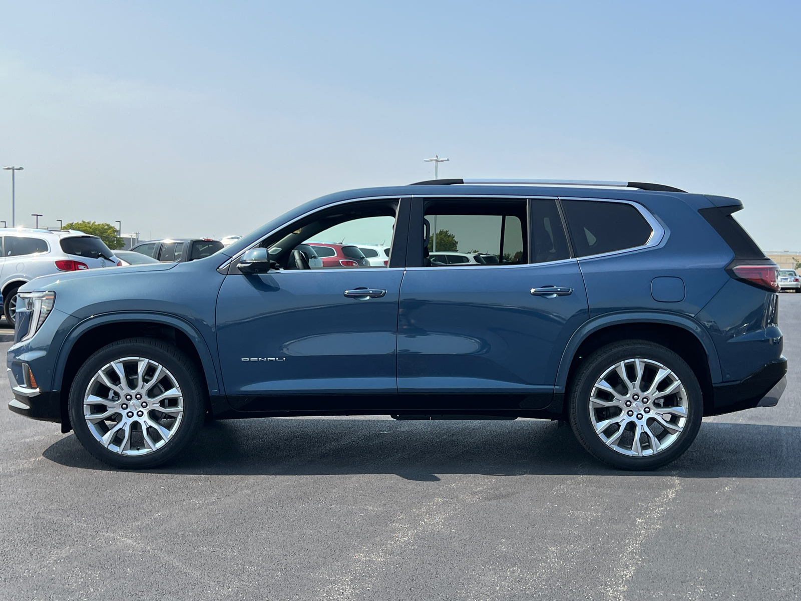 2024 GMC Acadia Denali 5