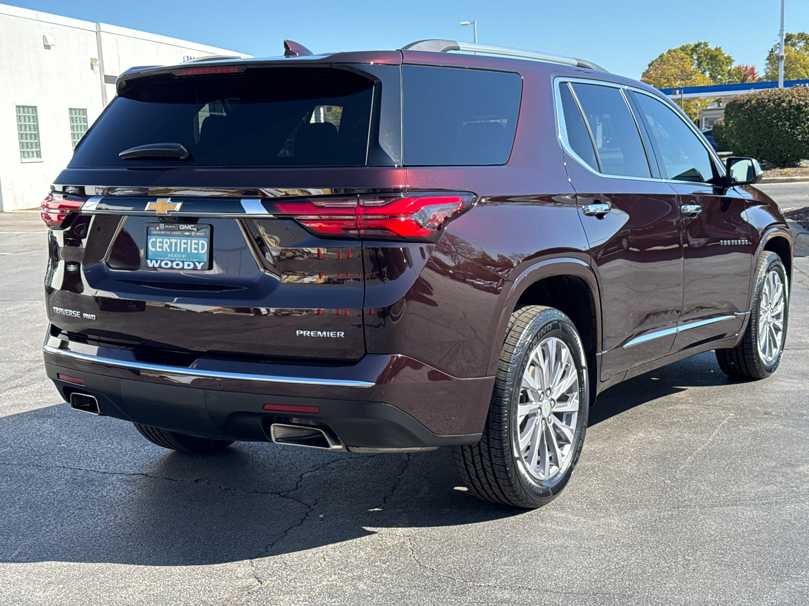 2022 Chevrolet Traverse Premier 8