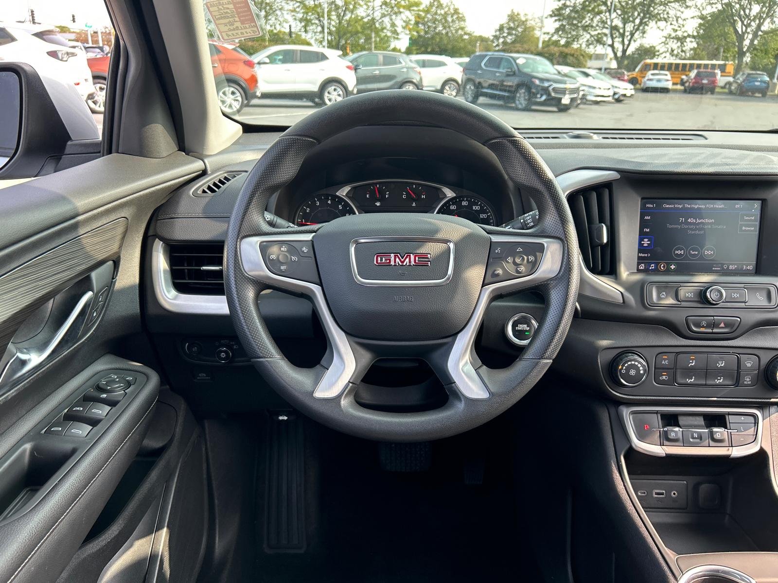 2022 GMC Terrain SLE 29