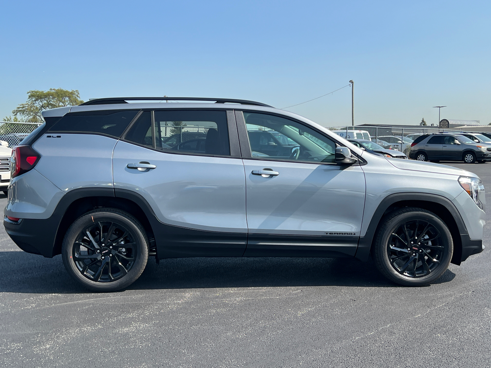 2024 GMC Terrain SLE 9