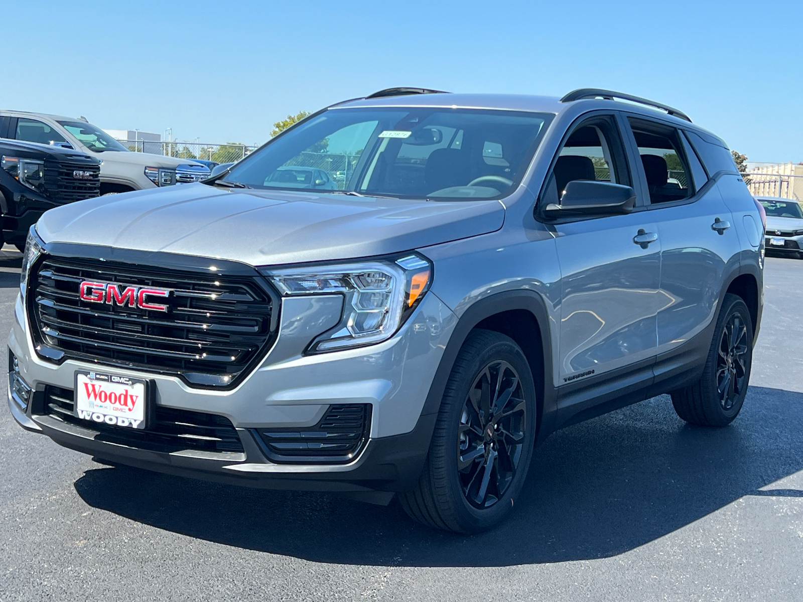 2024 GMC Terrain SLE 4